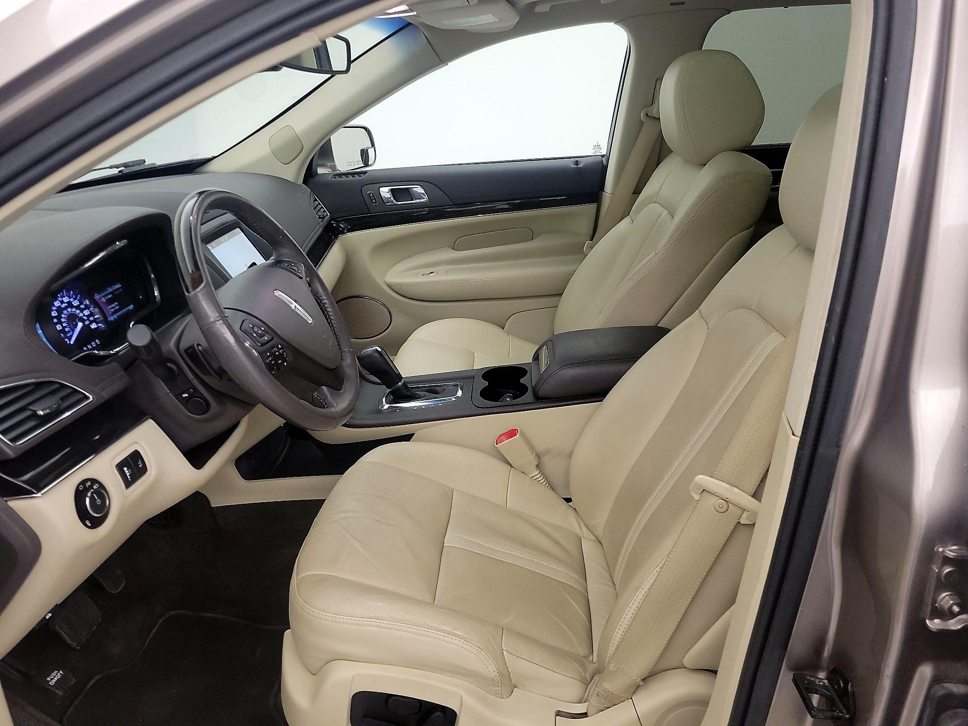 Thumbnail: 2019 Lincoln MKT - 11