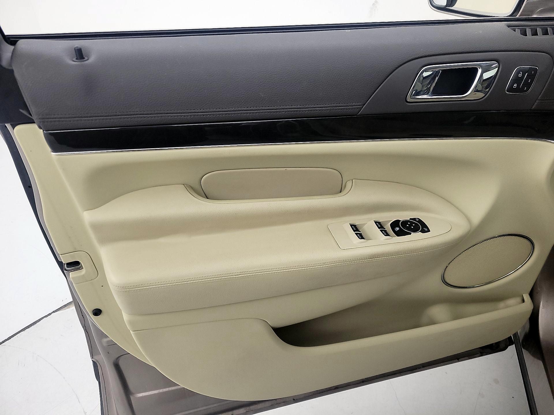 Thumbnail: 2019 Lincoln MKT - 12