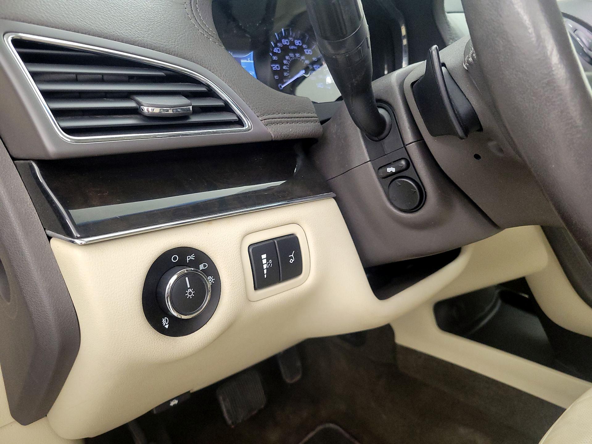 Thumbnail: 2019 Lincoln MKT - 13