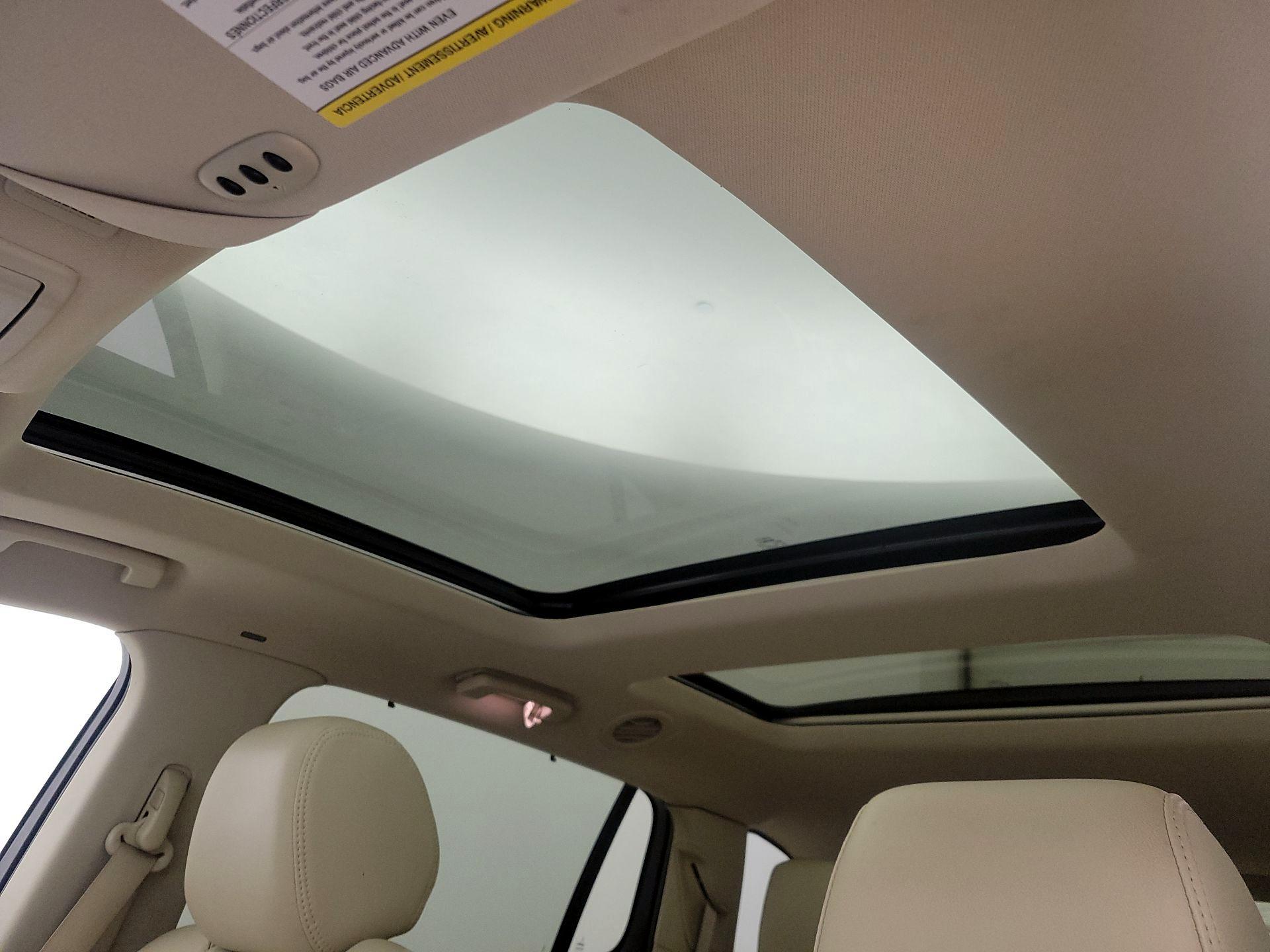 Thumbnail: 2019 Lincoln MKT - 20