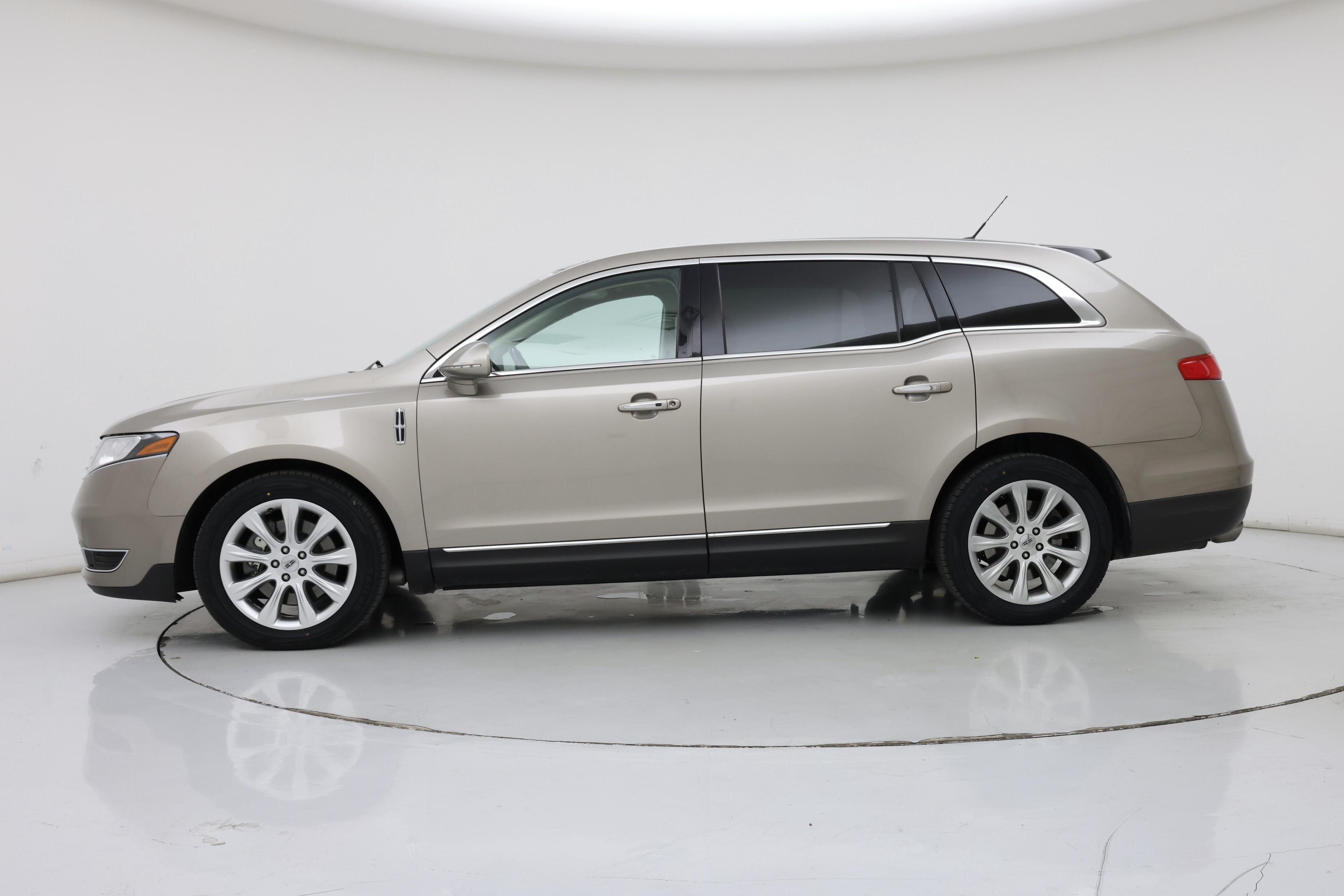 Thumbnail: 2019 Lincoln MKT - 3