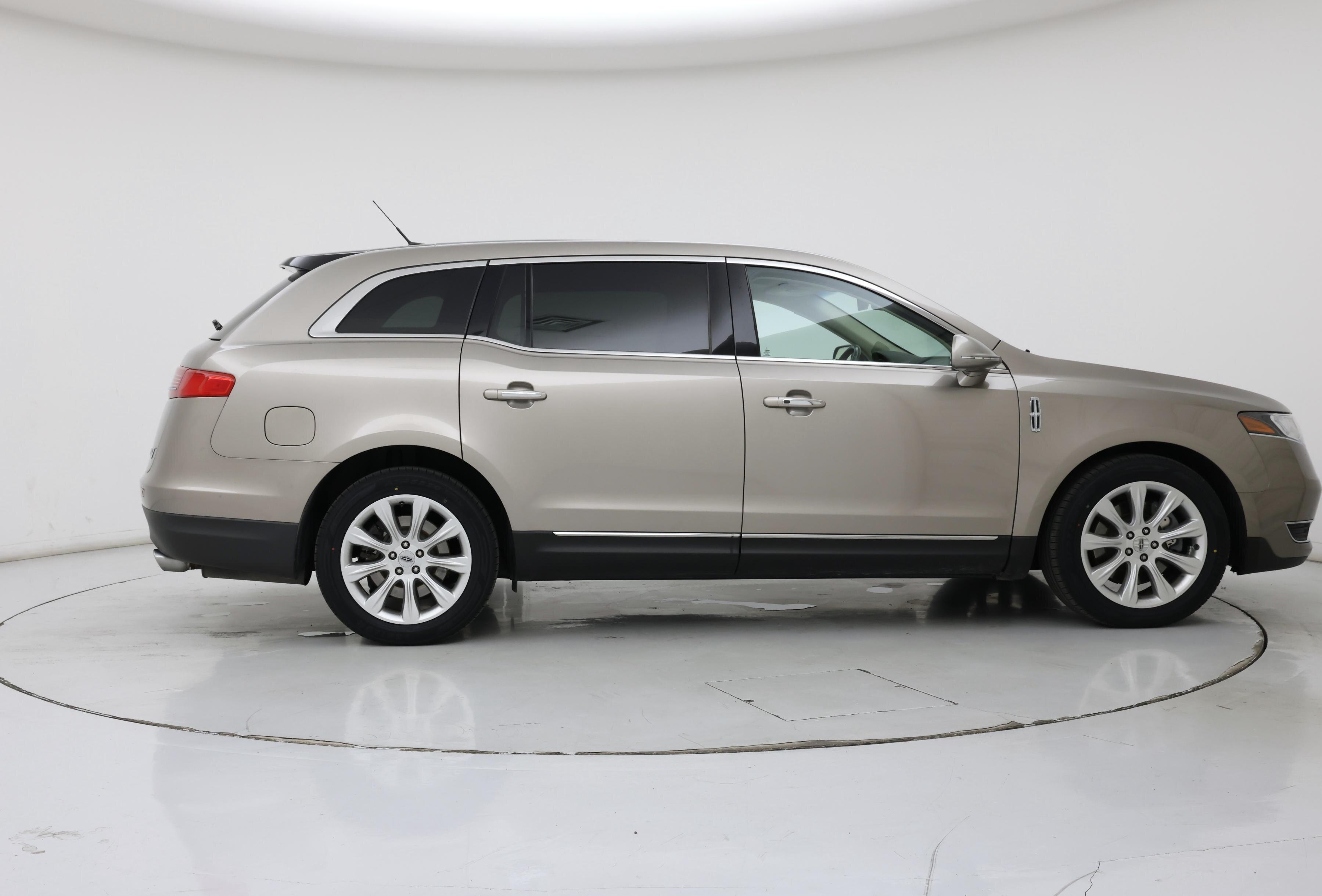 Thumbnail: 2019 Lincoln MKT - 7