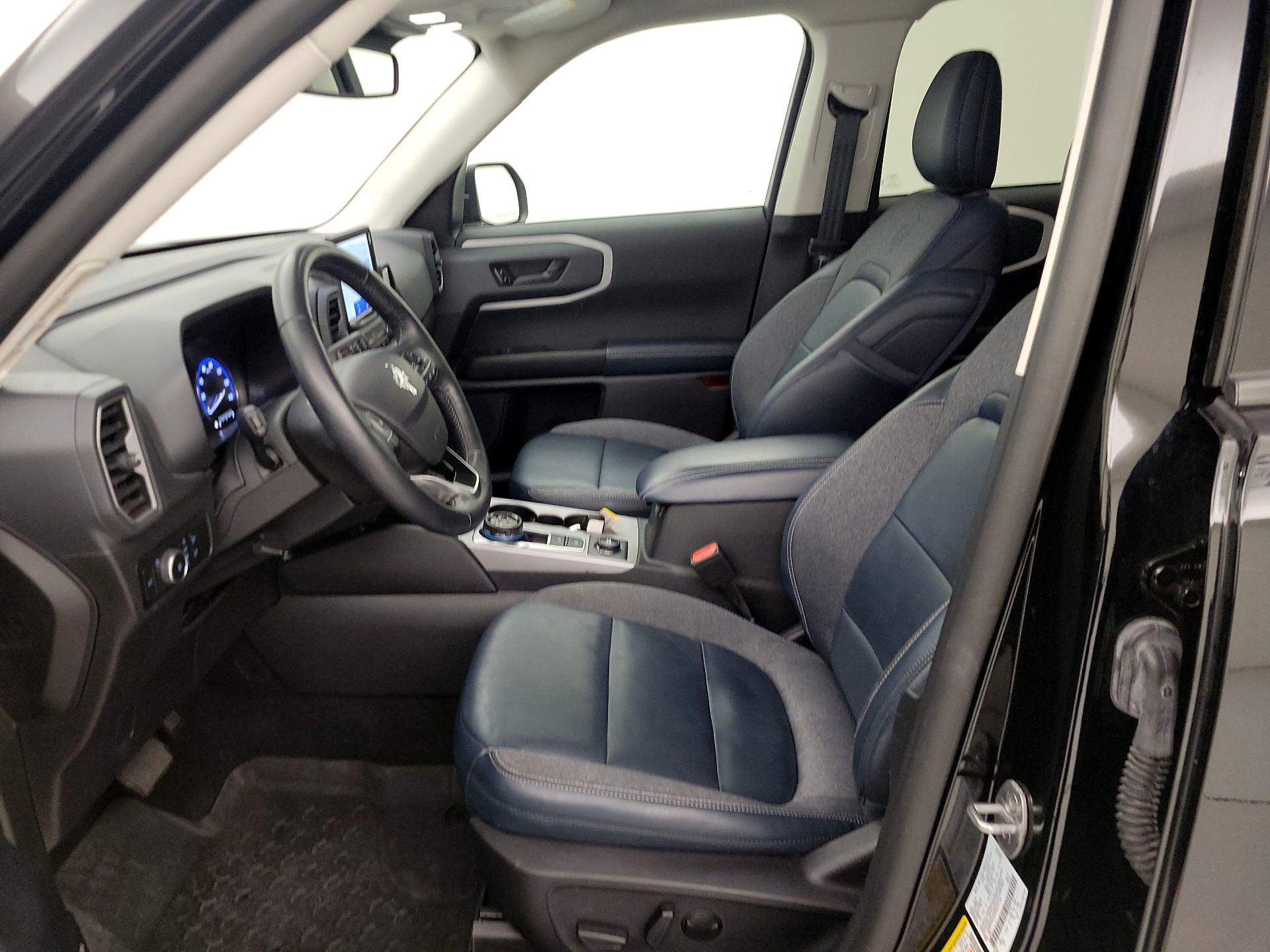 Thumbnail: 2023 Ford Bronco Sport - 11