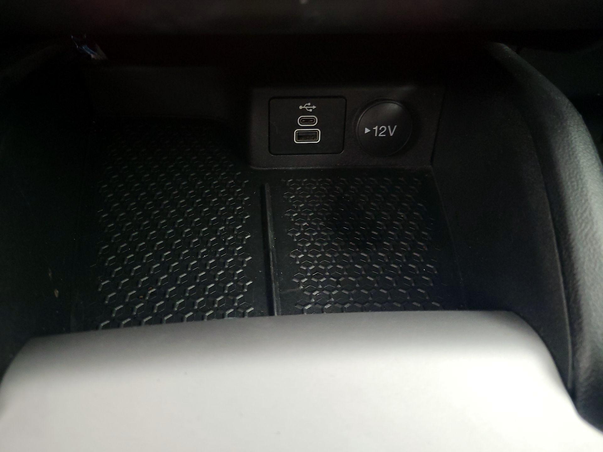 Thumbnail: 2023 Ford Bronco Sport - 18