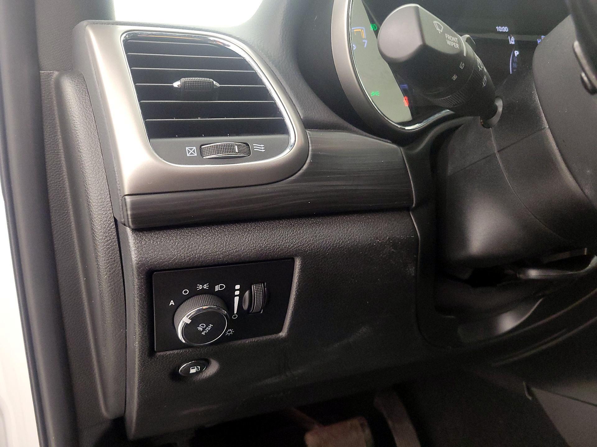 Thumbnail: 2021 Jeep Grand Cherokee - 13