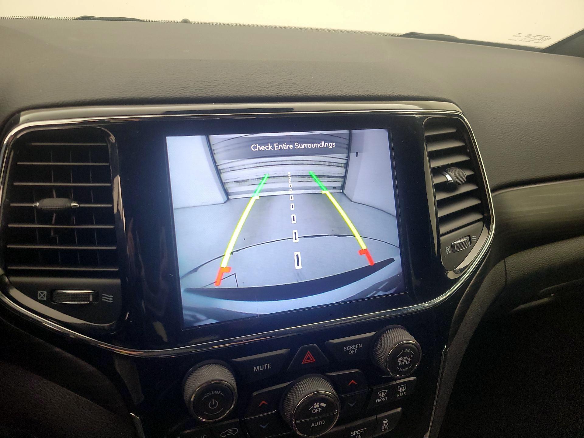 Thumbnail: 2021 Jeep Grand Cherokee - 15