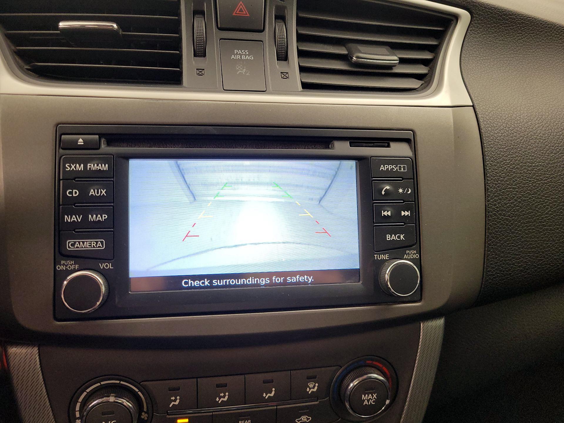 Thumbnail: 2014 Nissan Sentra - 15