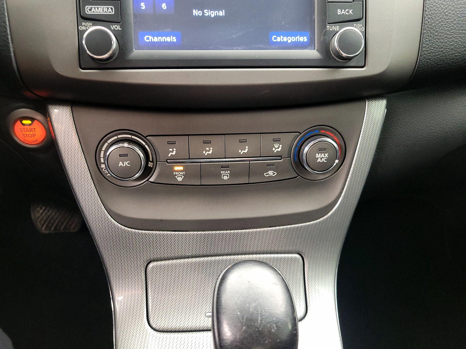 Thumbnail: 2014 Nissan Sentra - 17