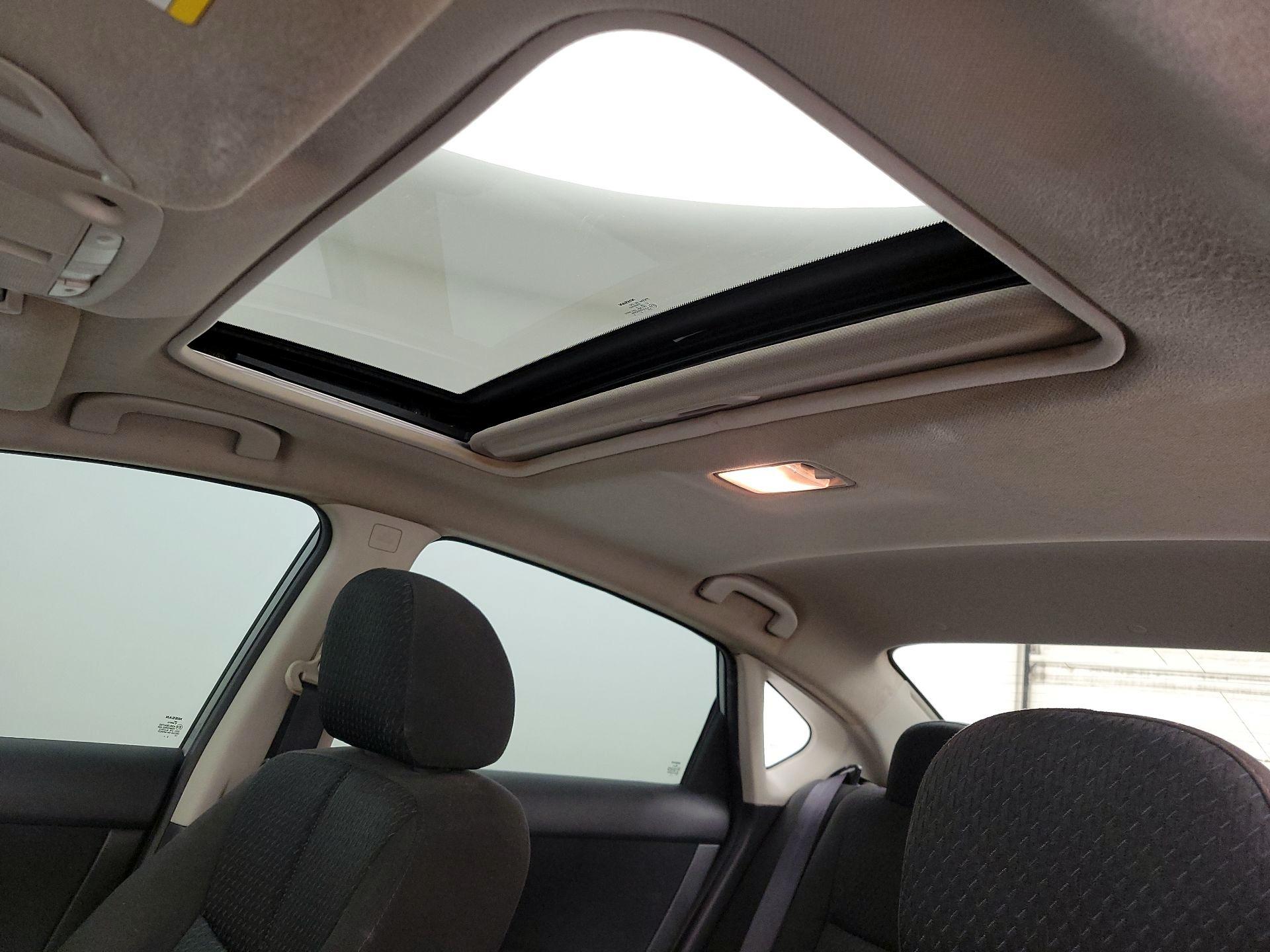 Thumbnail: 2014 Nissan Sentra - 20