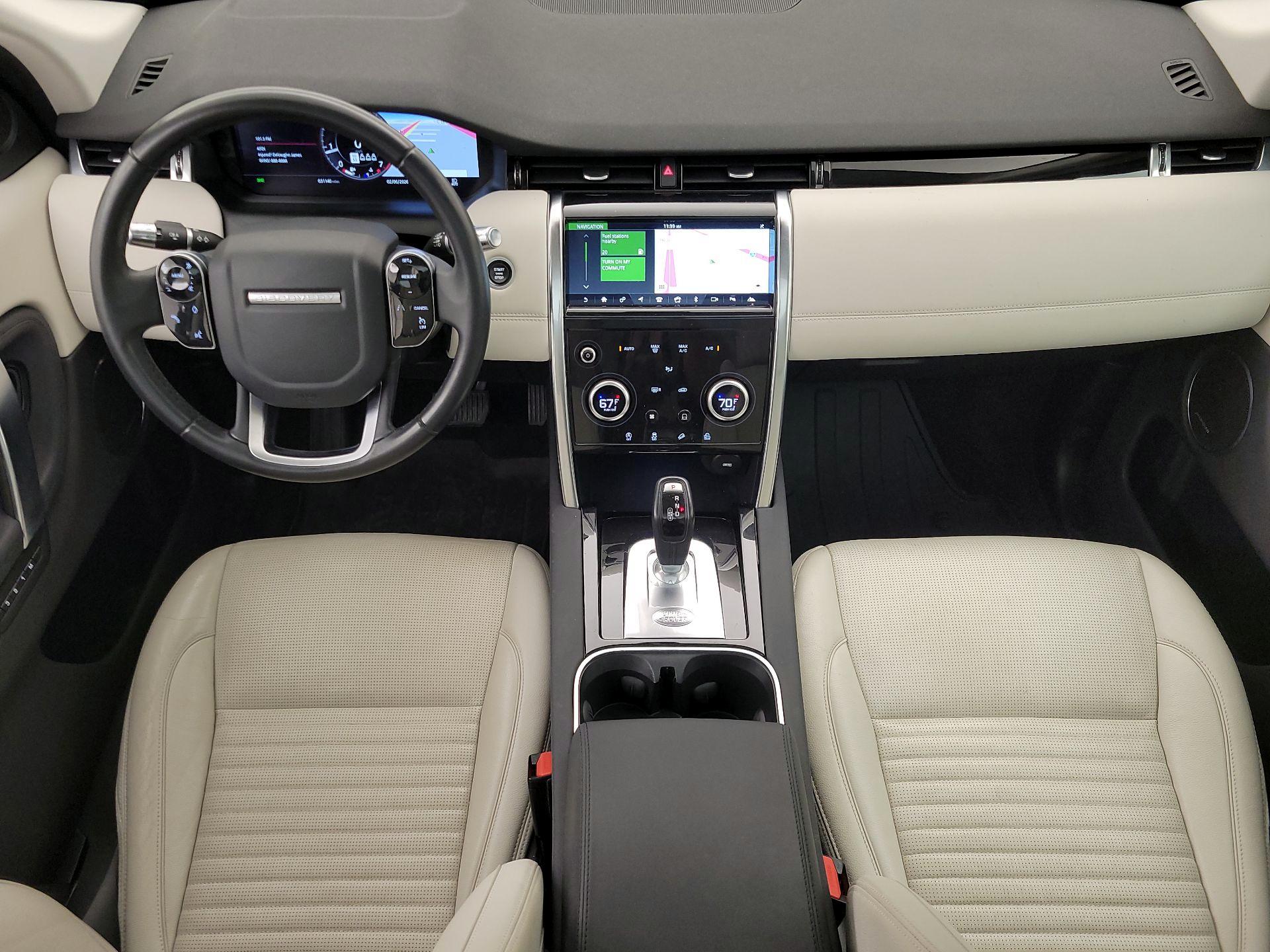 Thumbnail: 2020 Land Rover Discovery Sport - 9