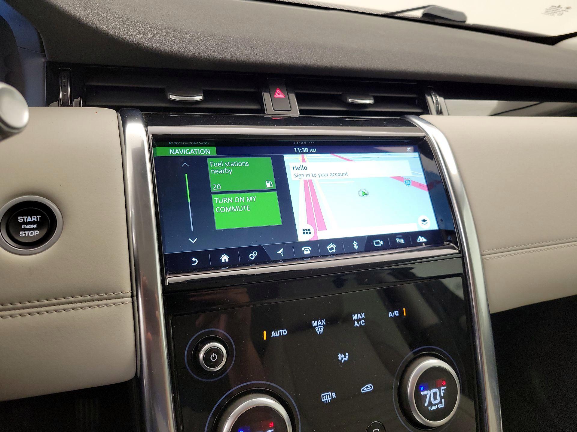 Thumbnail: 2020 Land Rover Discovery Sport - 14