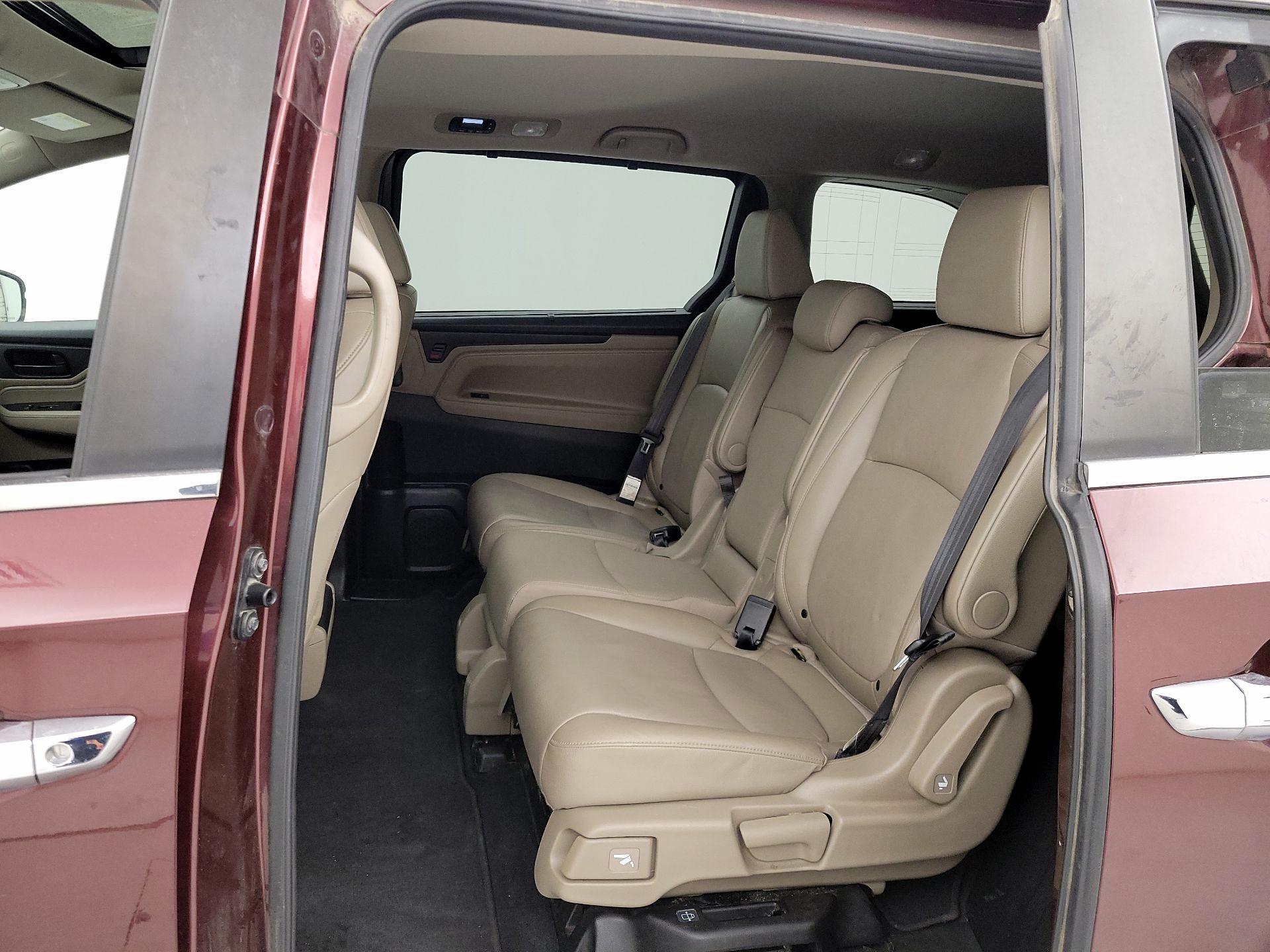 Thumbnail: 2018 Honda Odyssey - 20