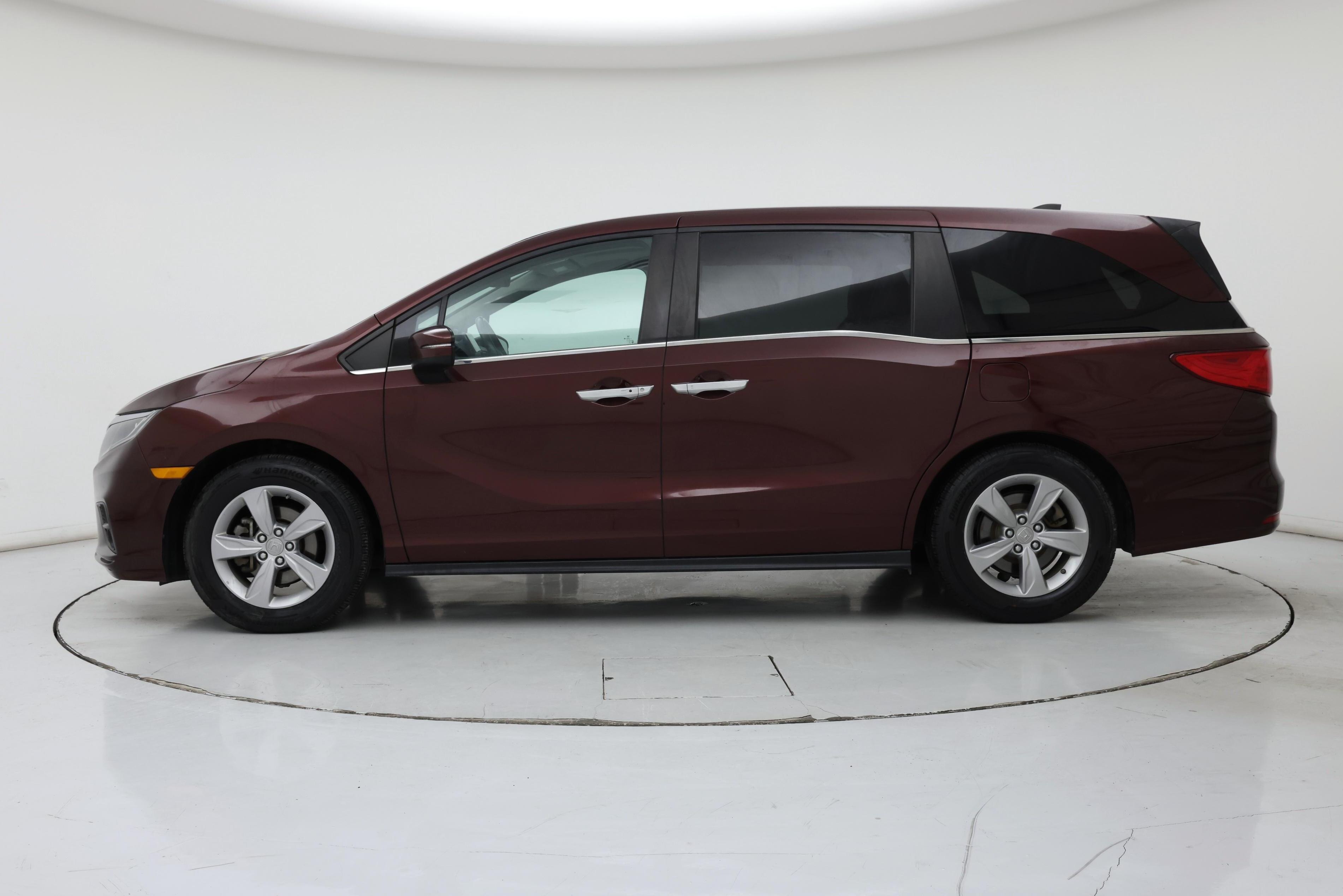 Thumbnail: 2018 Honda Odyssey - 3