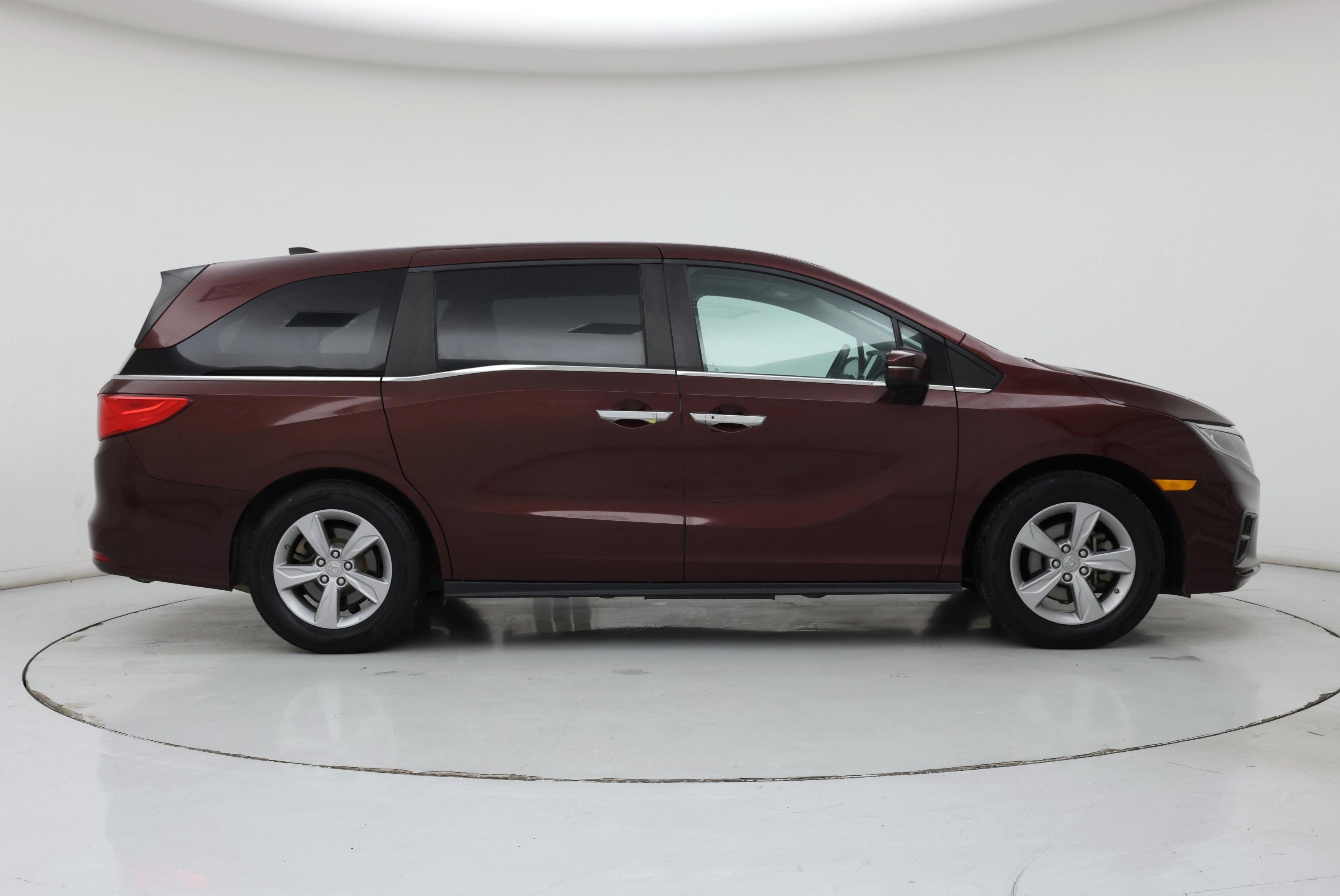 Thumbnail: 2018 Honda Odyssey - 7