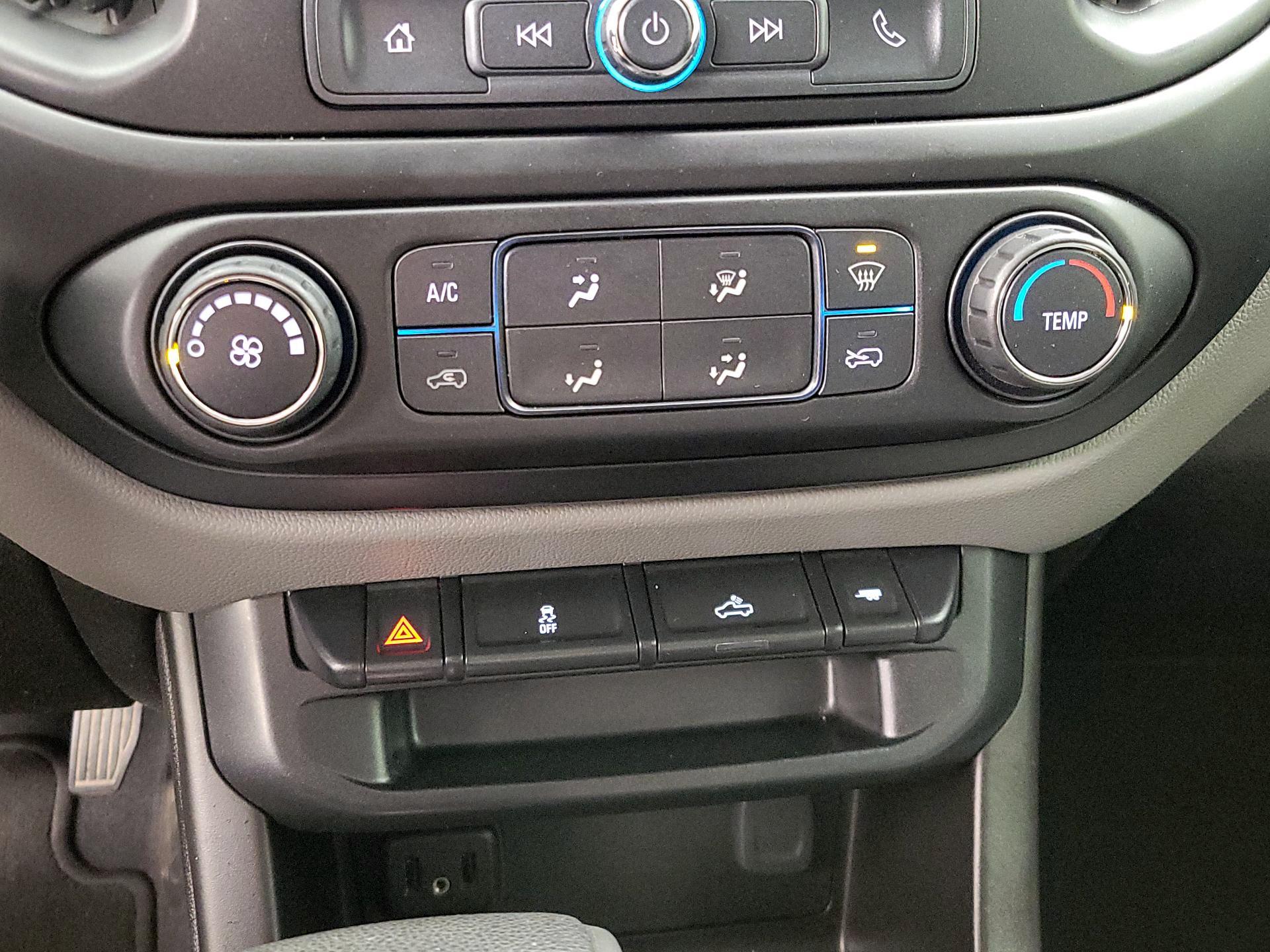 Thumbnail: 2019 Chevrolet Colorado - 16