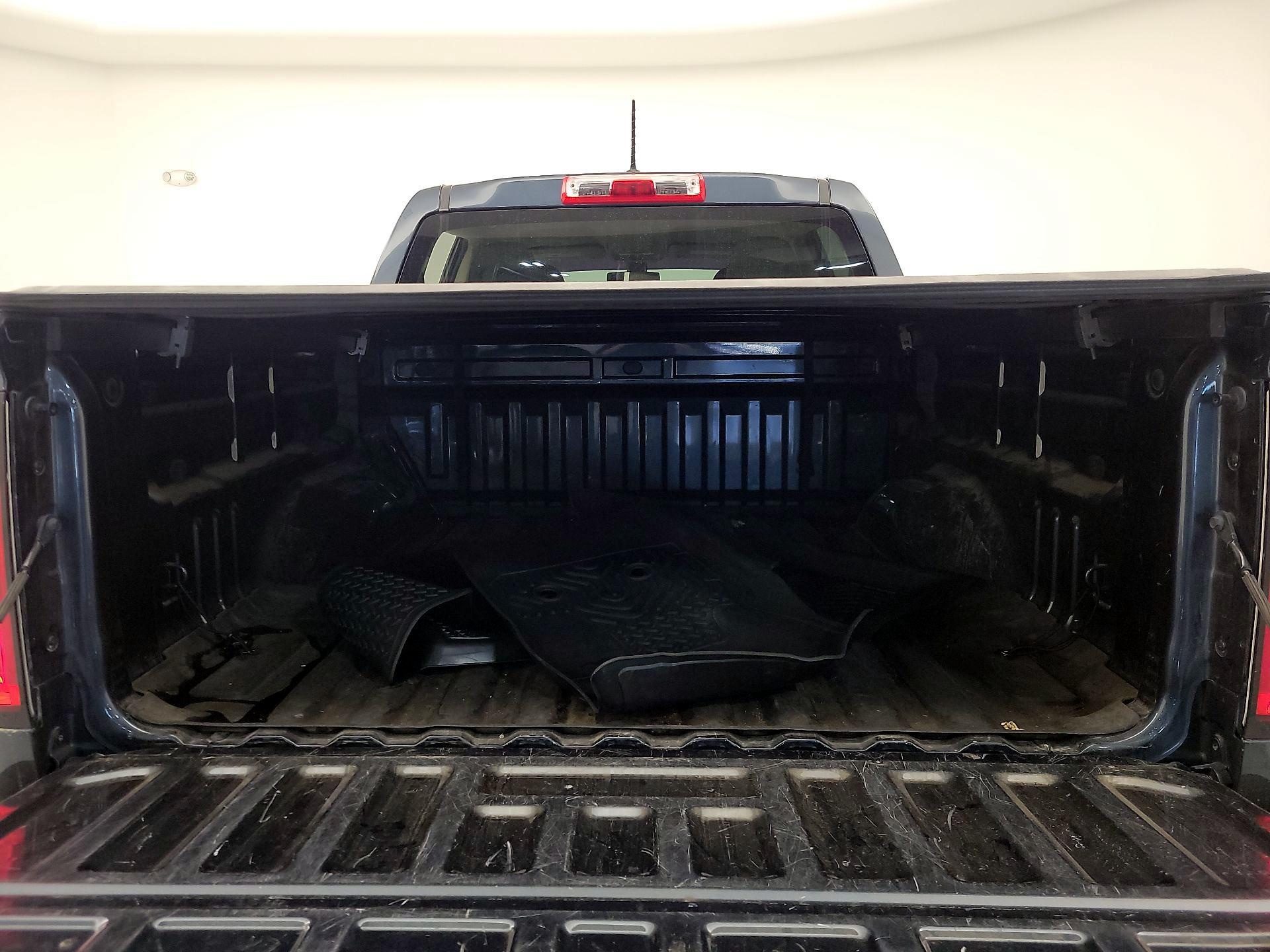 Thumbnail: 2019 Chevrolet Colorado - 20