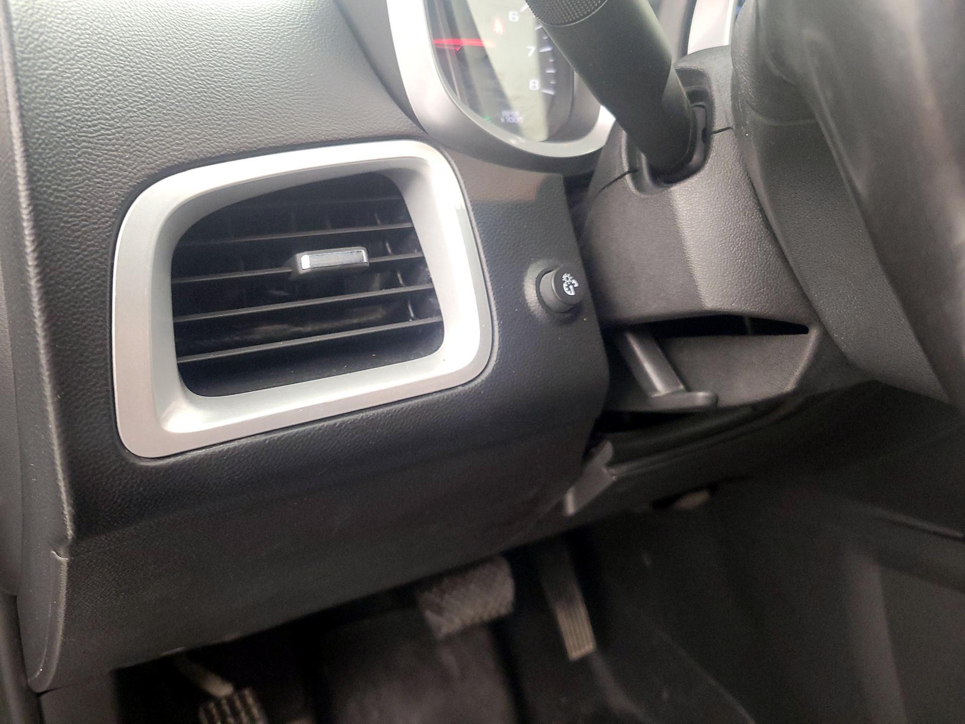 Thumbnail: 2016 Chevrolet Equinox - 13