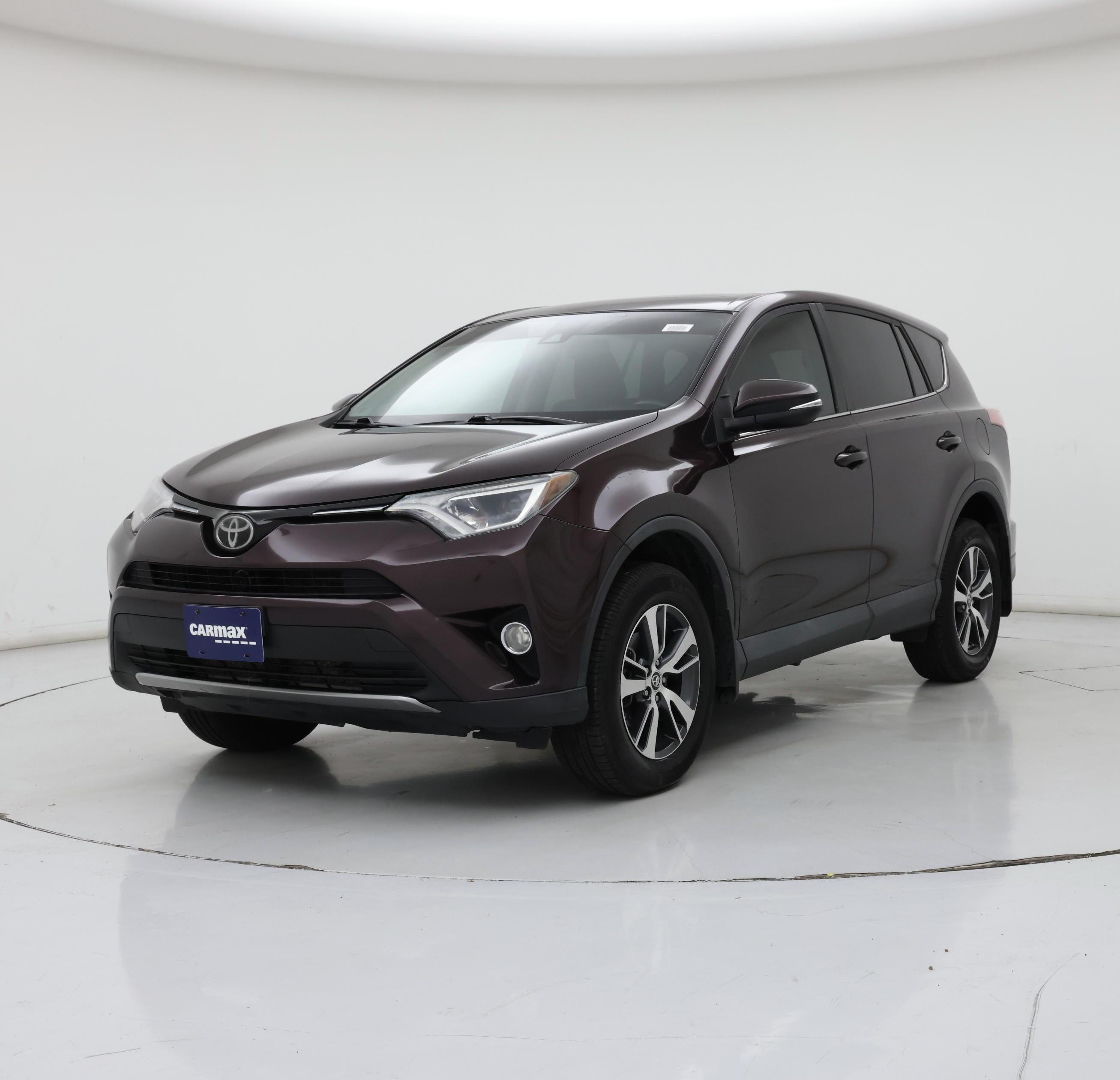 Thumbnail: 2018 Toyota RAV4 - 4