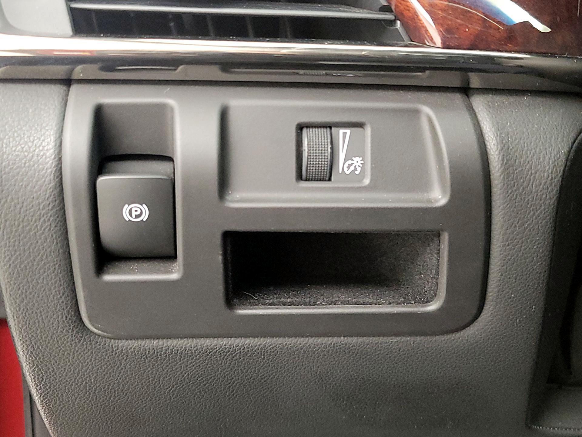 Thumbnail: 2015 Cadillac CTS - 13