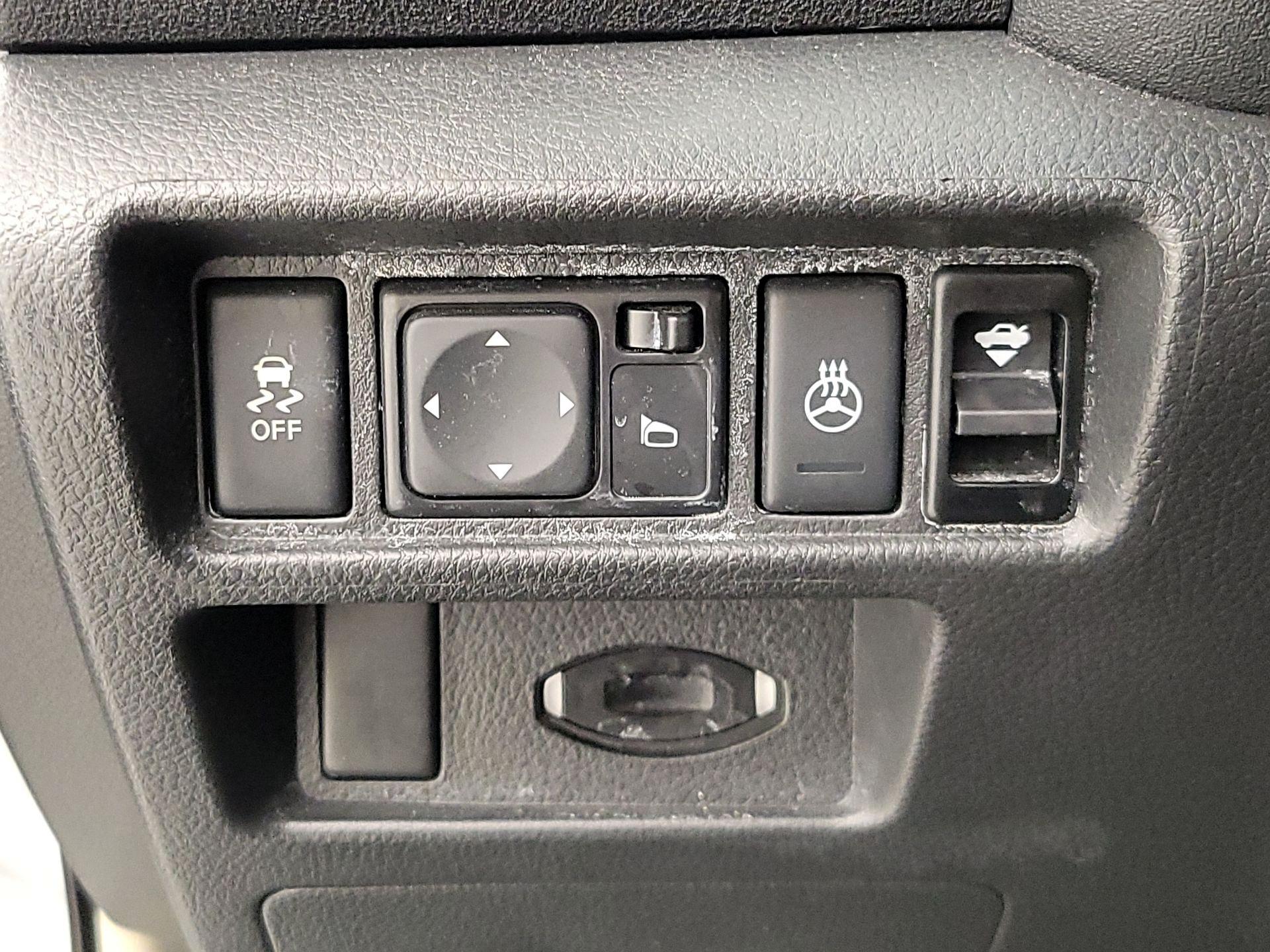 Thumbnail: 2014 Nissan Maxima - 13