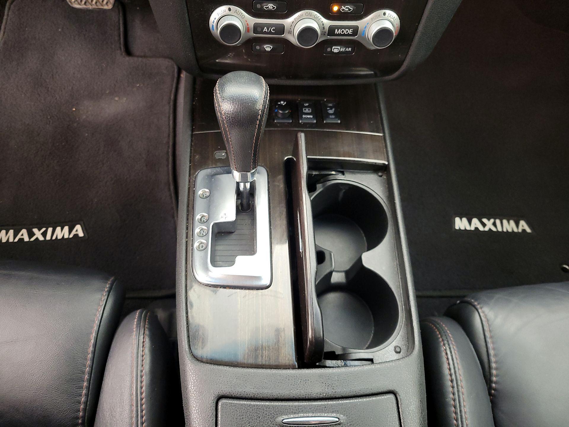 Thumbnail: 2014 Nissan Maxima - 18