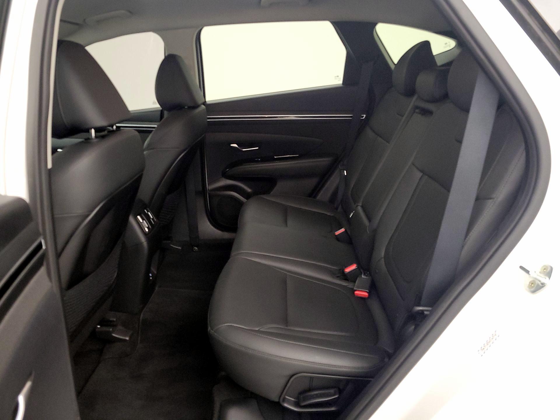 Thumbnail: 2023 Hyundai Tucson - 19