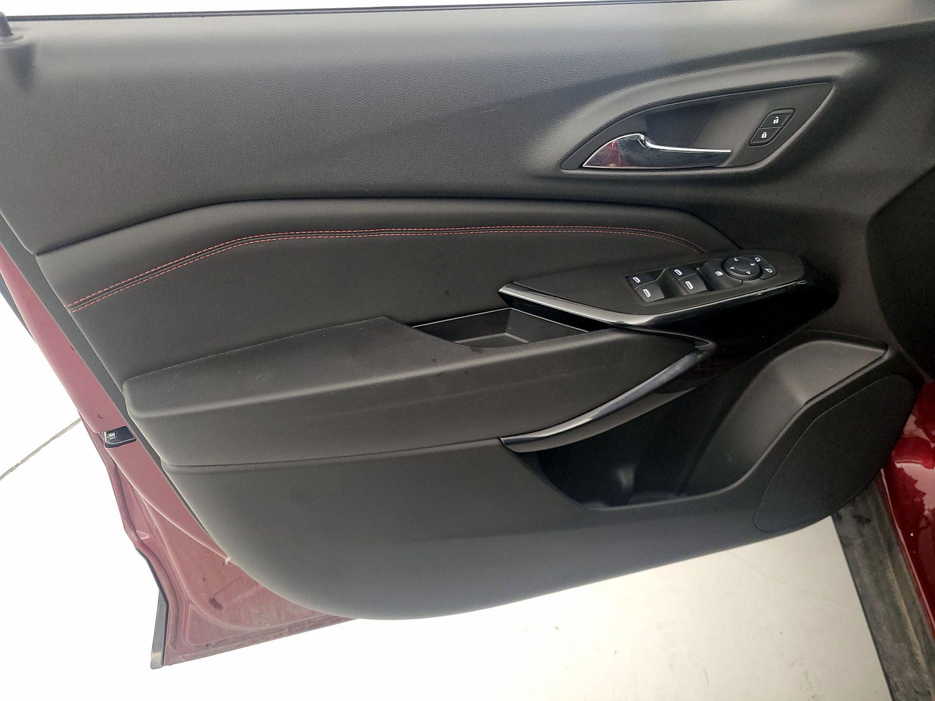 Thumbnail: 2025 Chevrolet Trax - 12