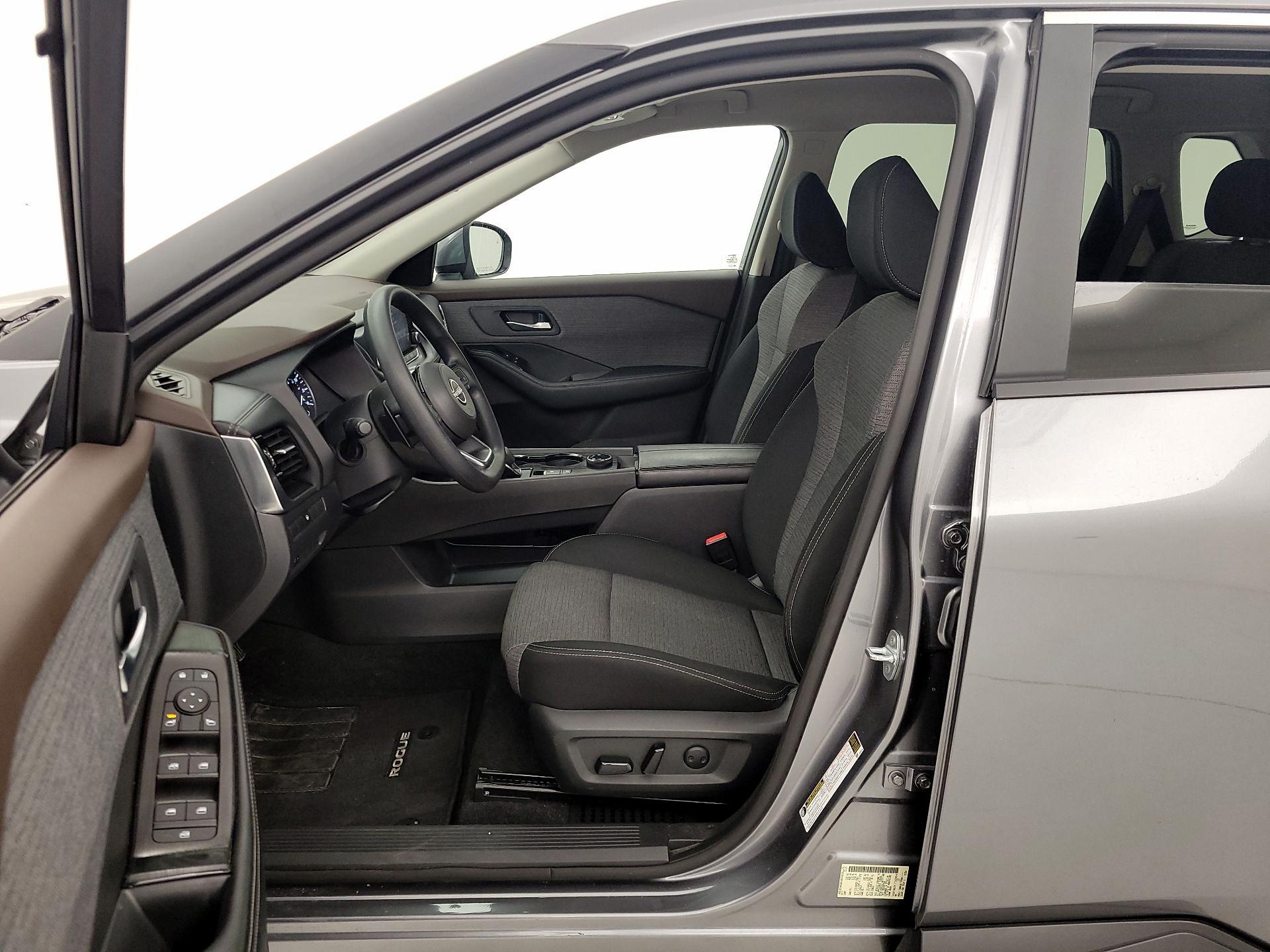 Thumbnail: 2023 Nissan Rogue - 11