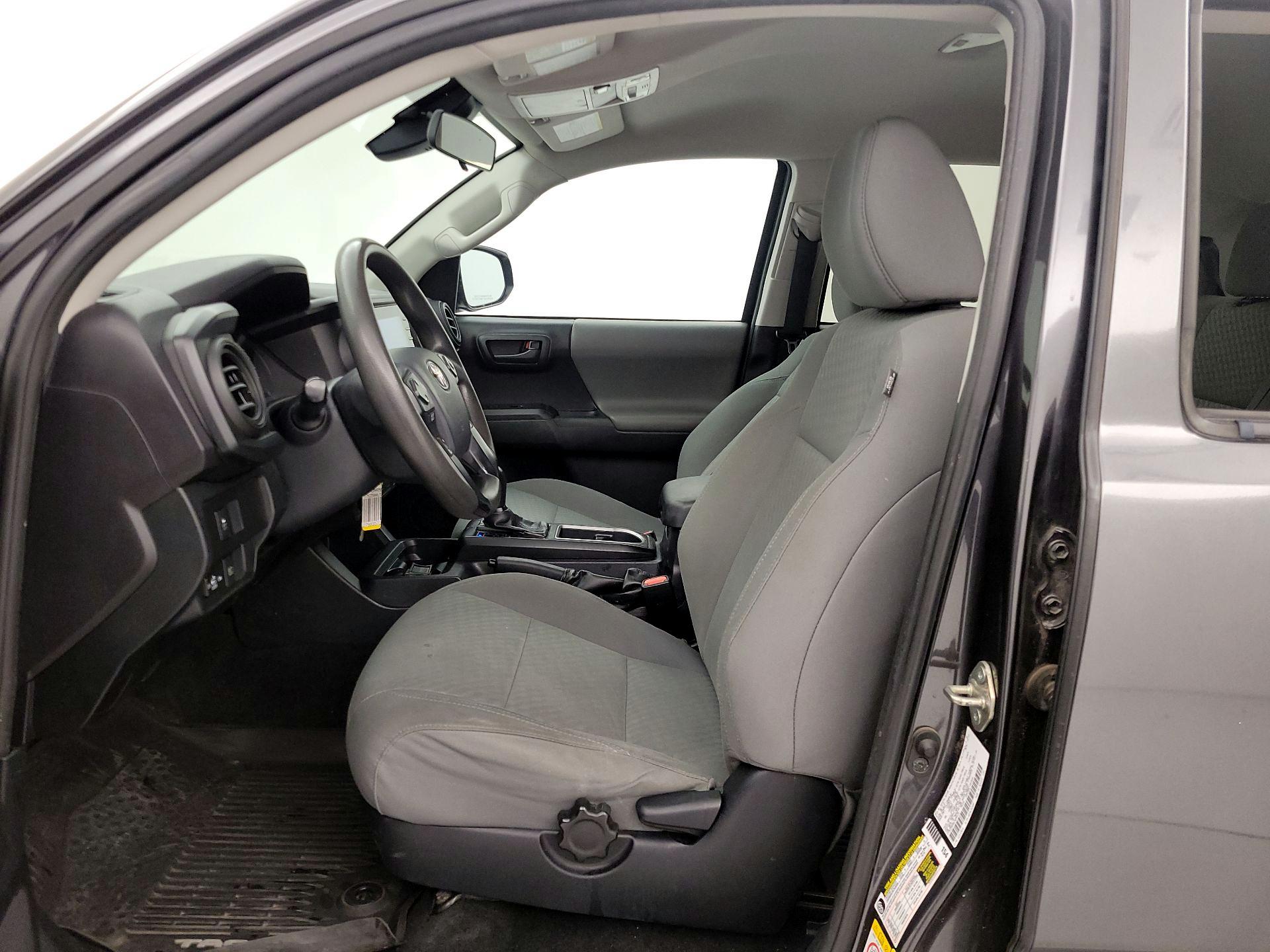 Thumbnail: 2020 Toyota Tacoma - 11