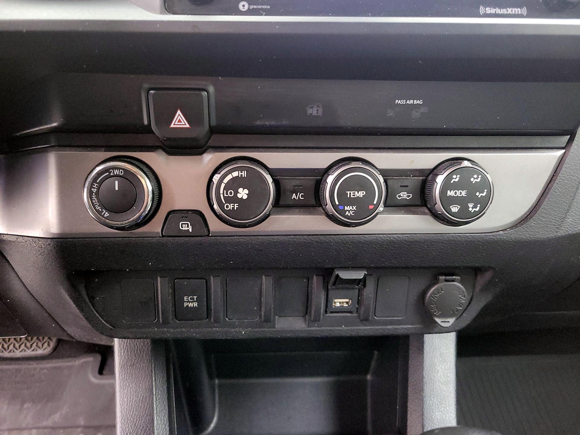 Thumbnail: 2020 Toyota Tacoma - 16