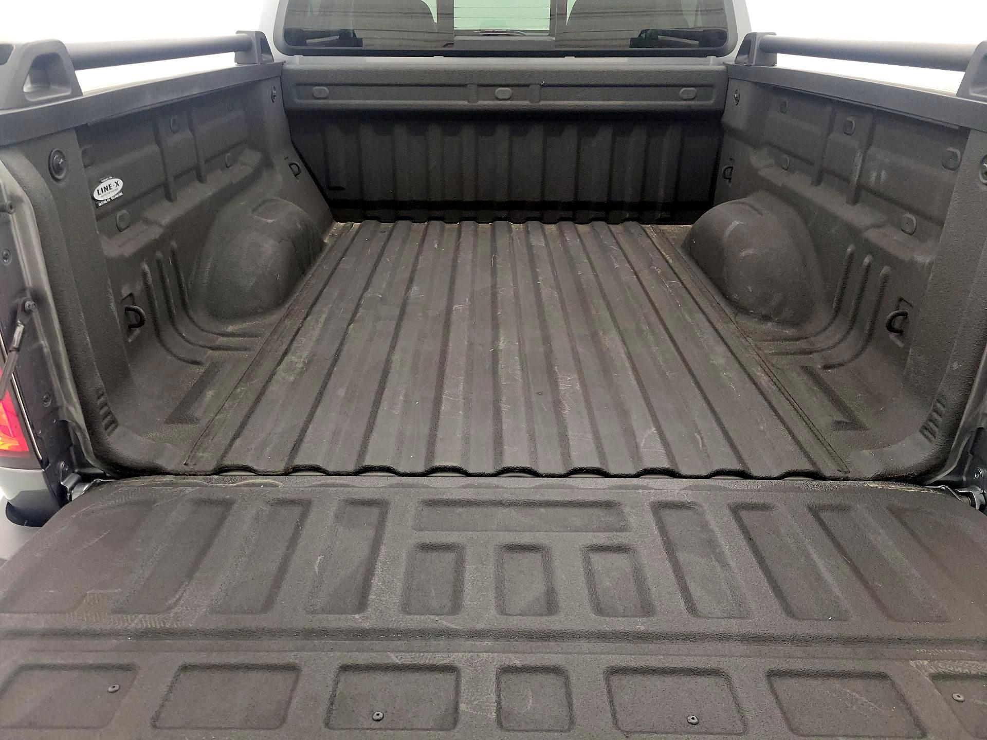 Thumbnail: 2021 Chevrolet Colorado - 20