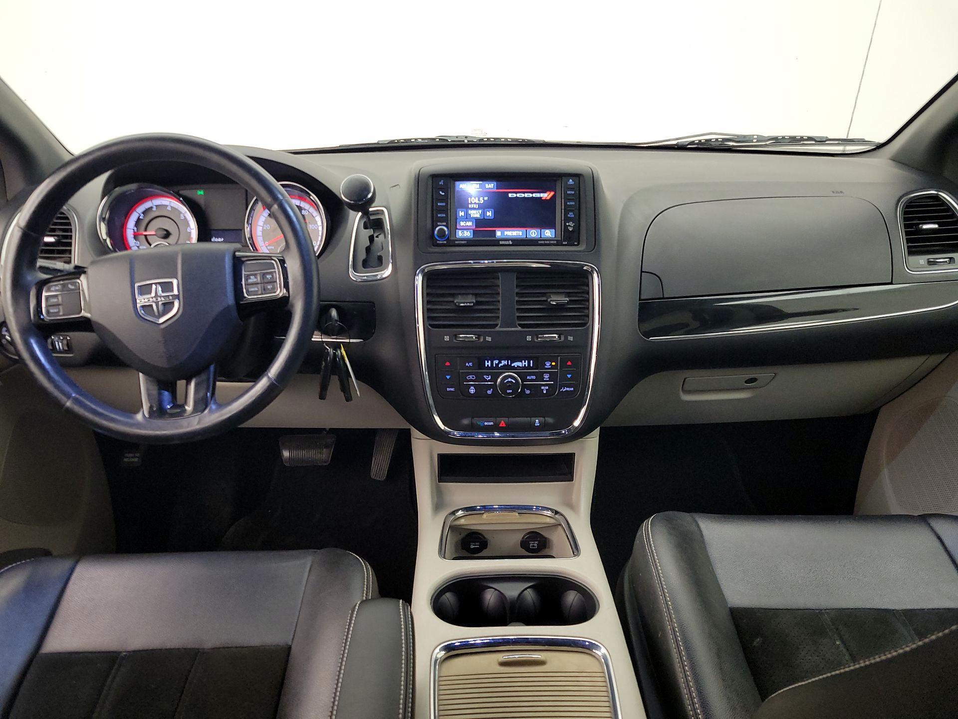 Thumbnail: 2015 Dodge Grand Caravan - 9