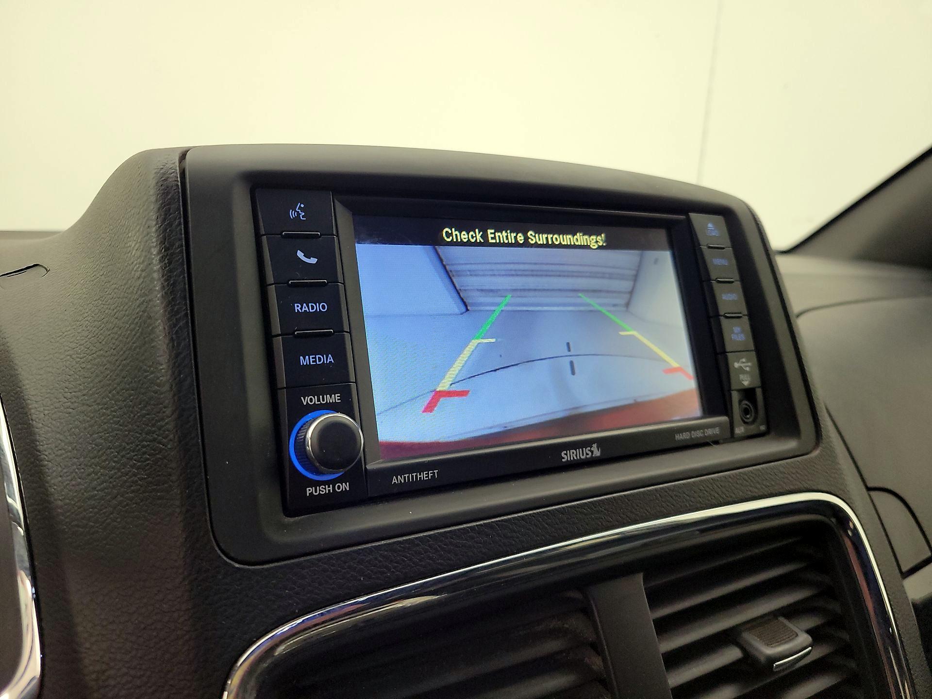 Thumbnail: 2015 Dodge Grand Caravan - 14