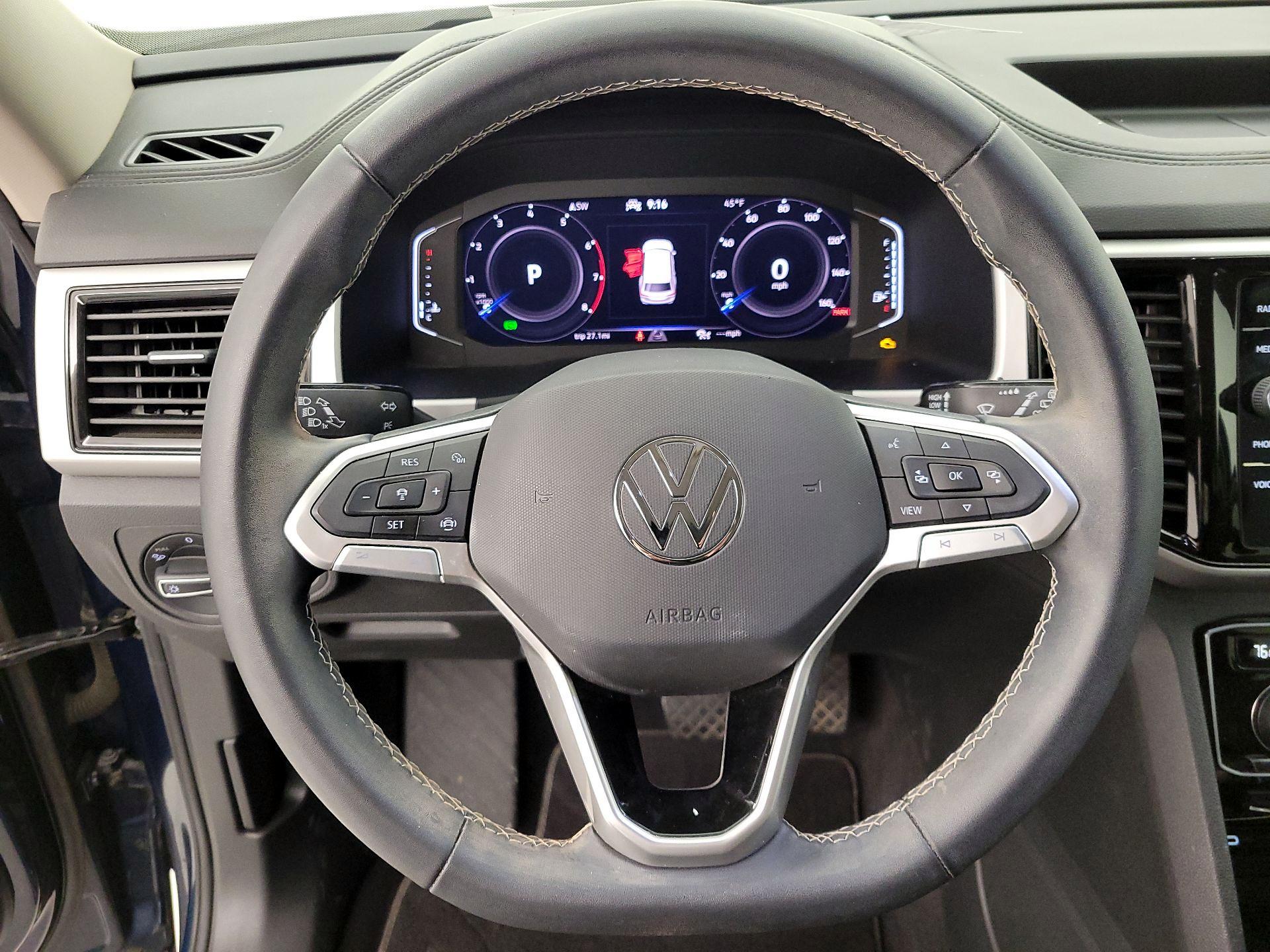 Thumbnail: 2023 Volkswagen Atlas - 10