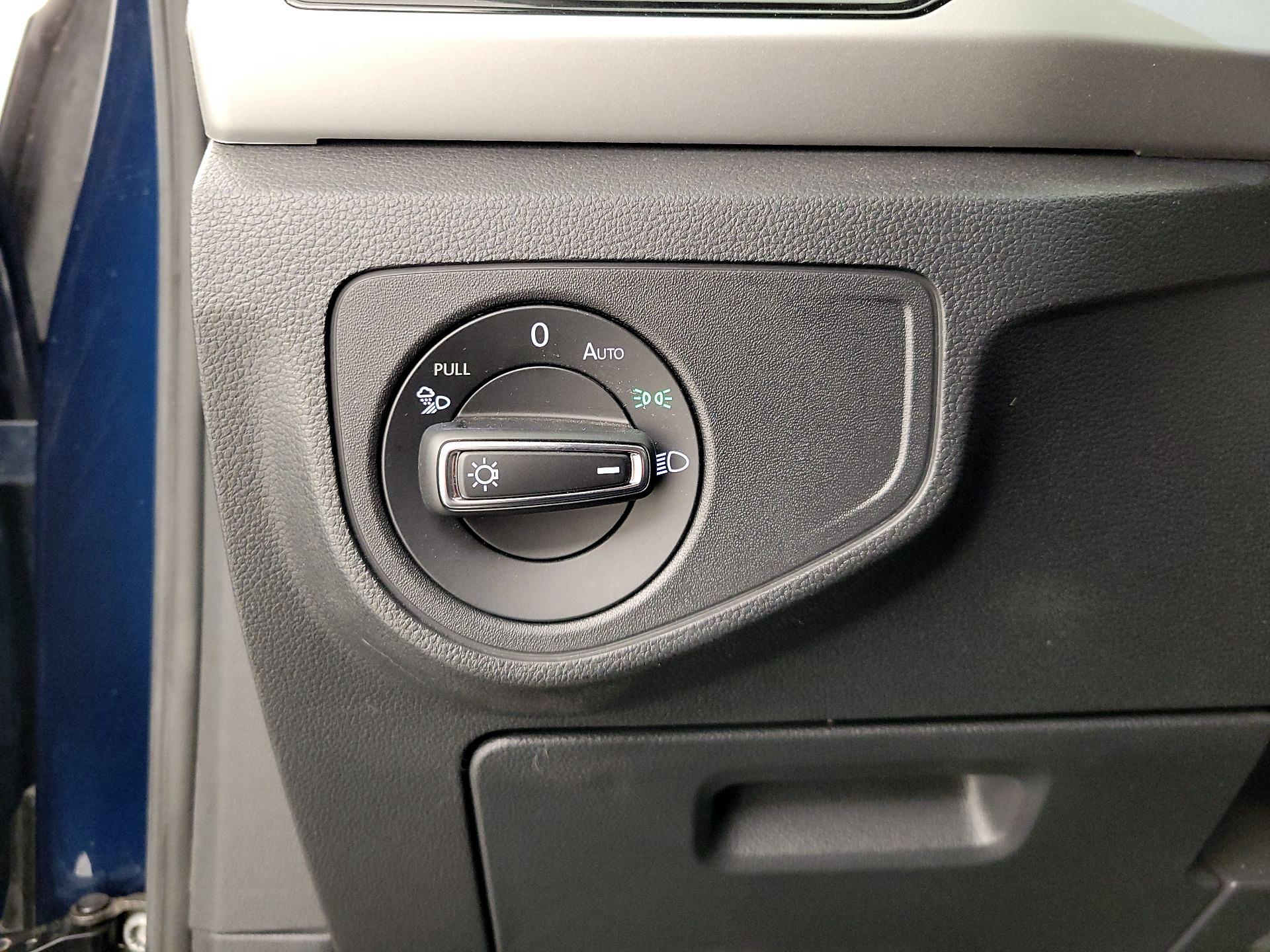 Thumbnail: 2023 Volkswagen Atlas - 13