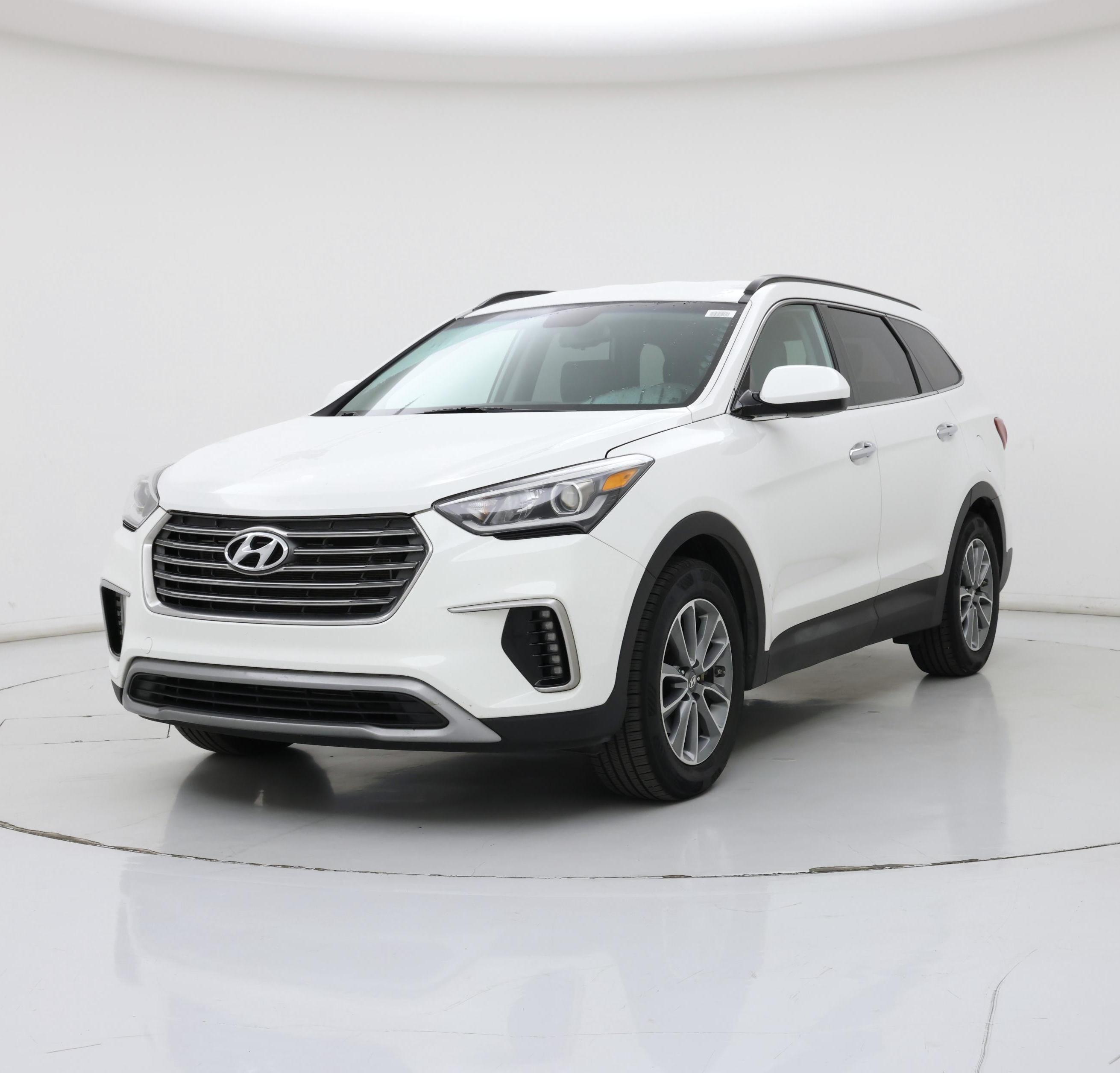 Thumbnail: 2017 Hyundai Santa Fe - 4