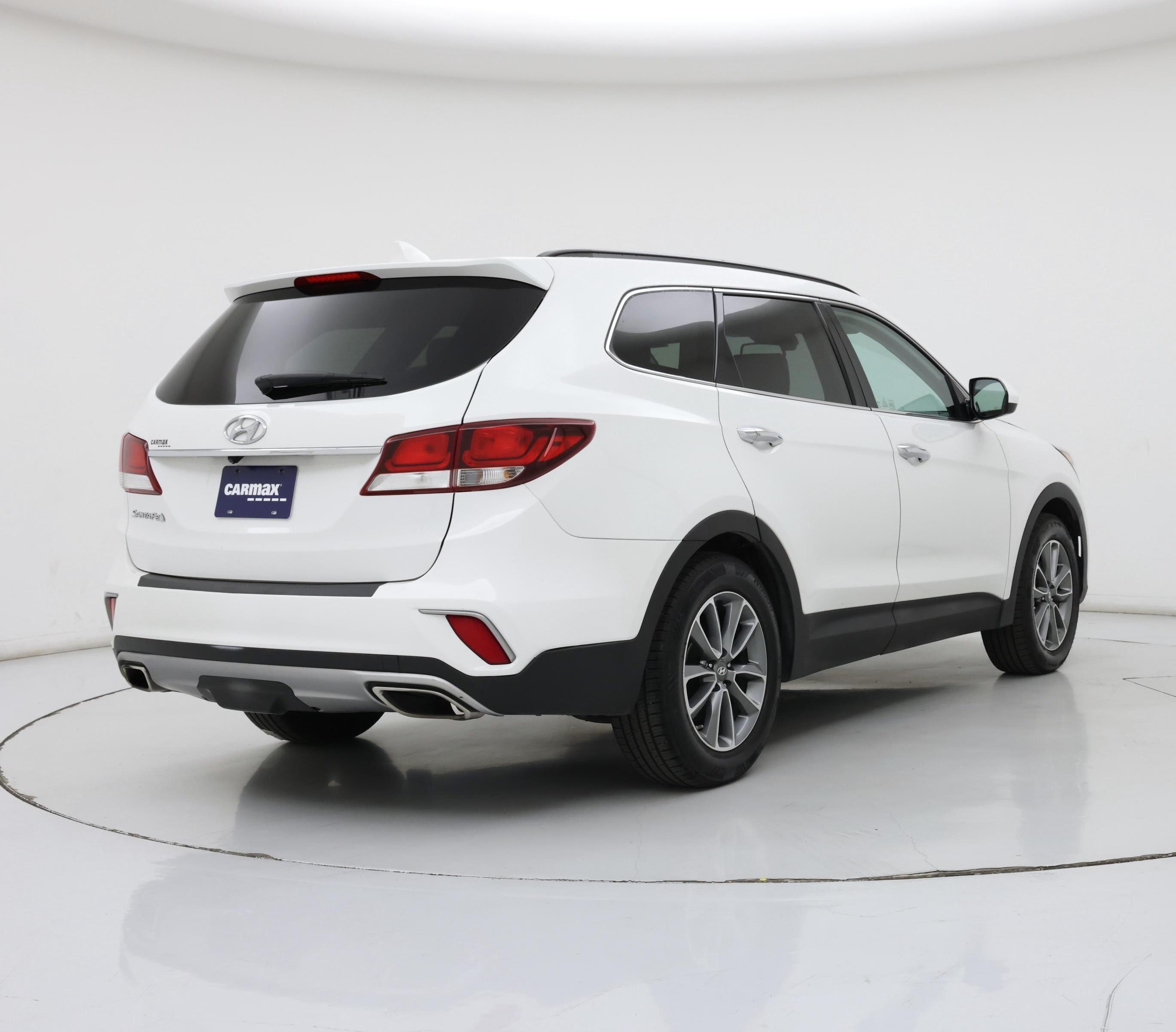 Thumbnail: 2017 Hyundai Santa Fe - 8