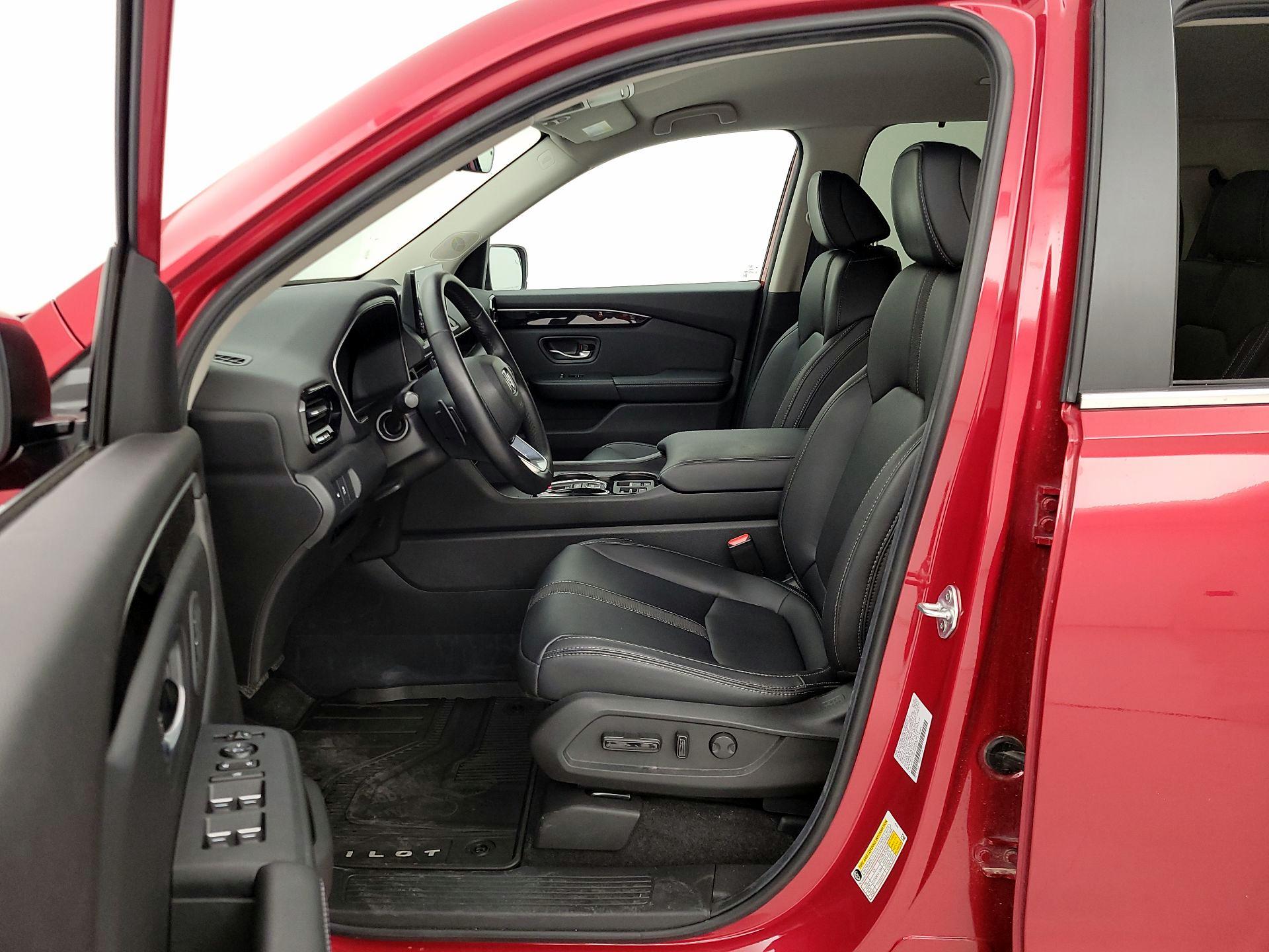 Thumbnail: 2025 Honda Pilot - 11