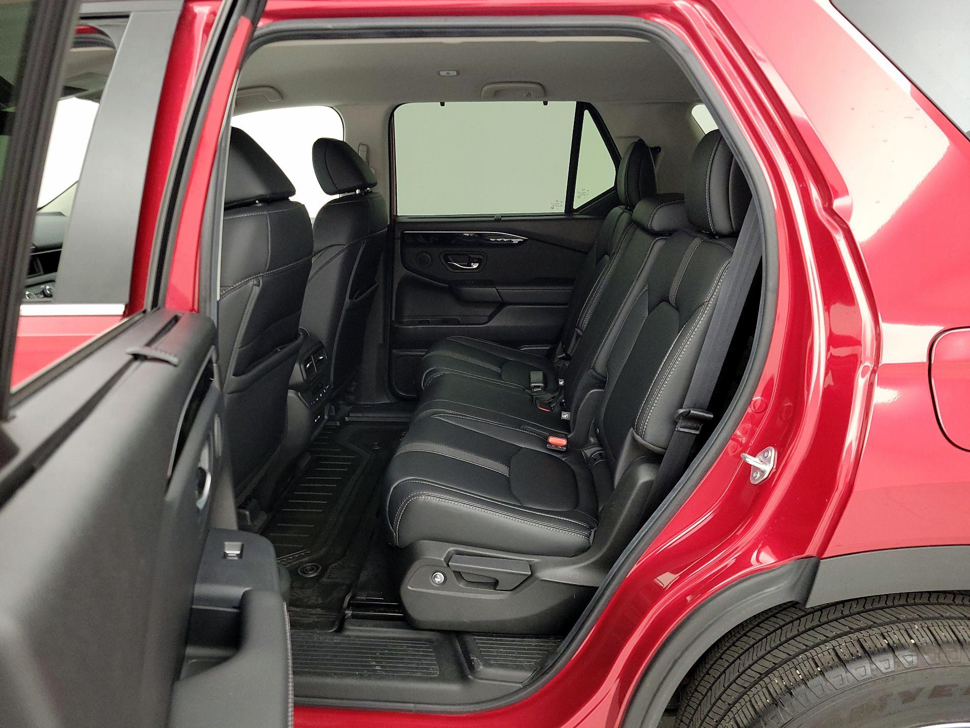 Thumbnail: 2025 Honda Pilot - 19