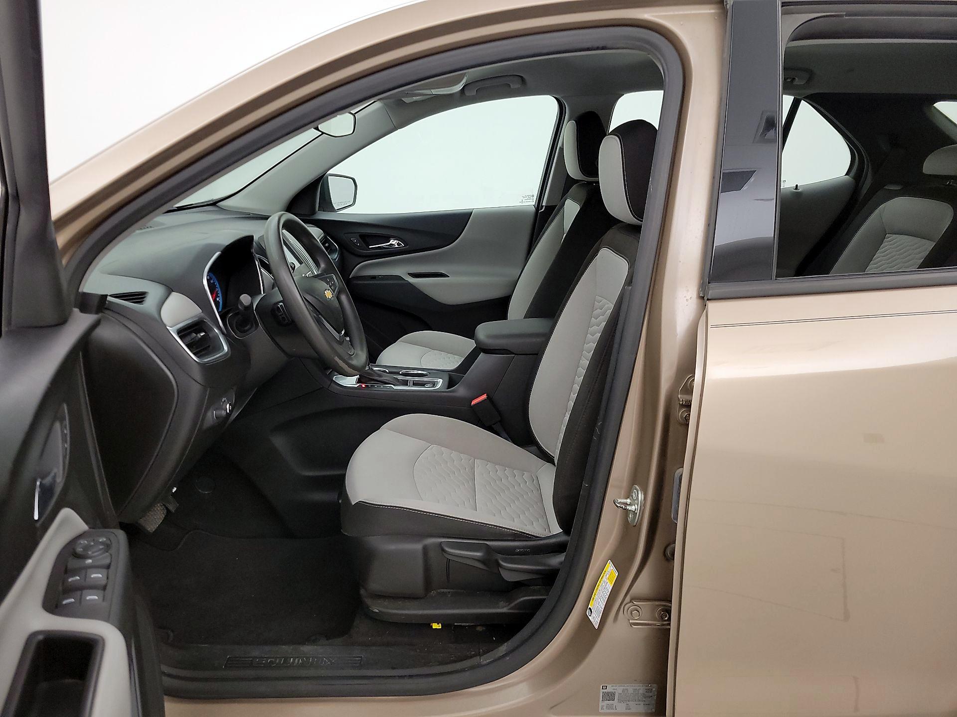 Thumbnail: 2018 Chevrolet Equinox - 11