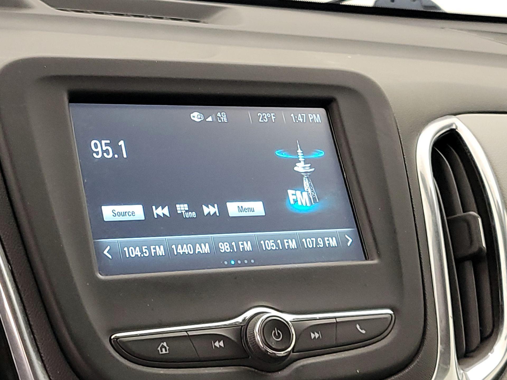 Thumbnail: 2018 Chevrolet Equinox - 15