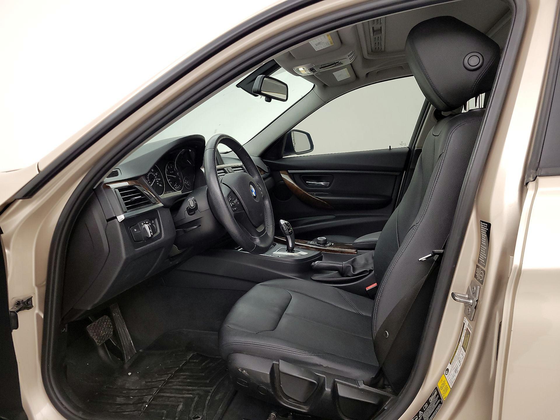 Thumbnail: 2014 BMW 3 Series - 11