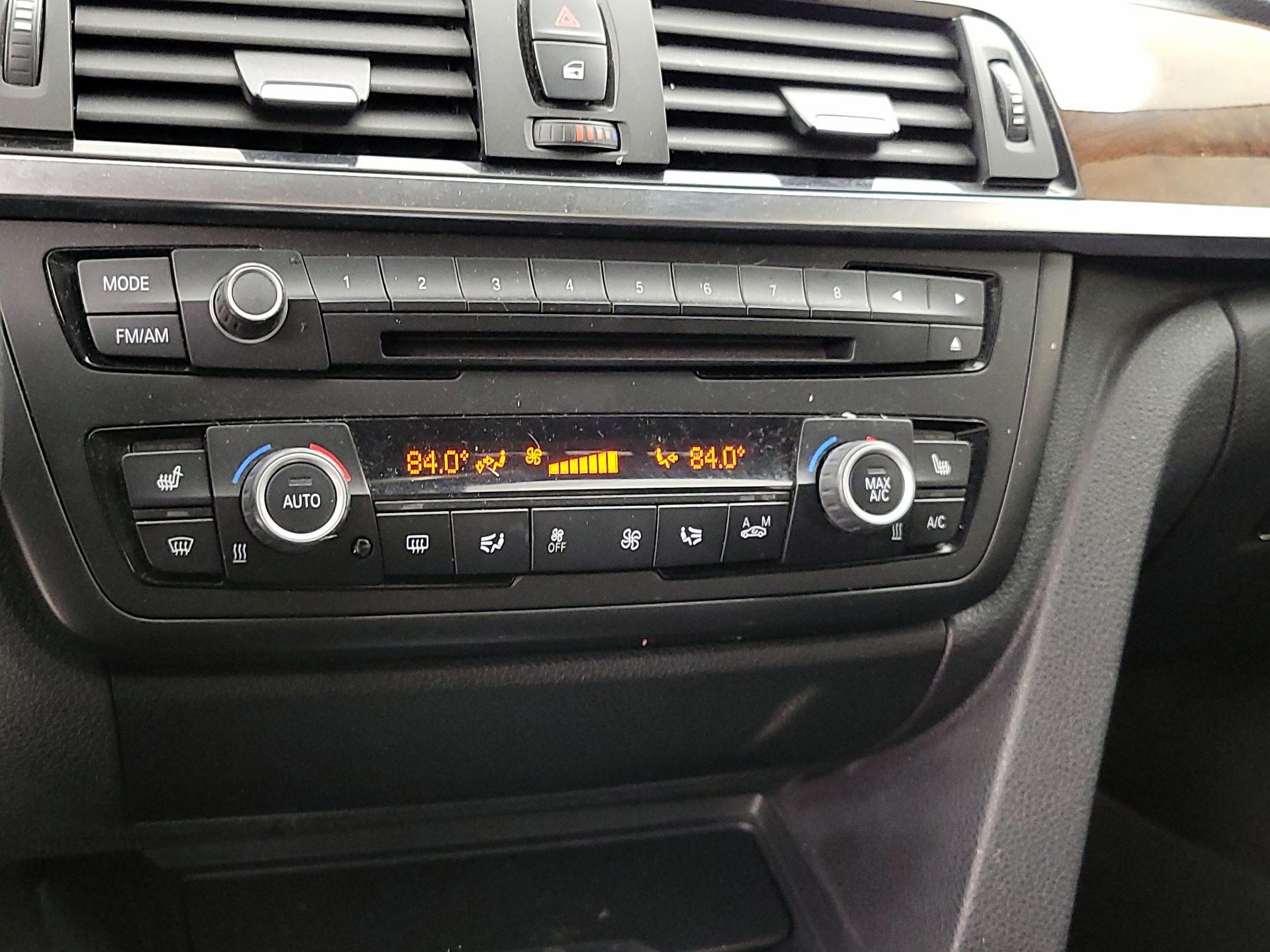 Thumbnail: 2014 BMW 3 Series - 15