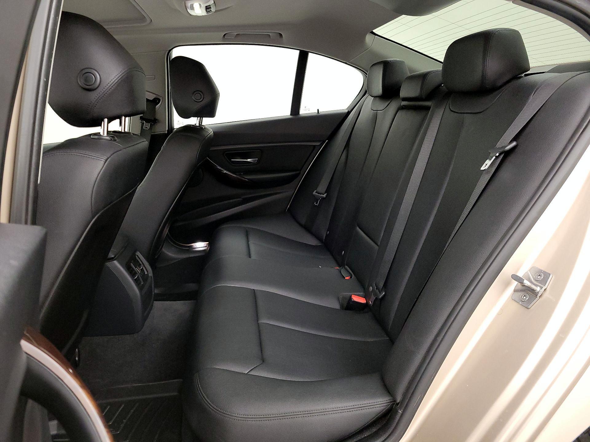 Thumbnail: 2014 BMW 3 Series - 19