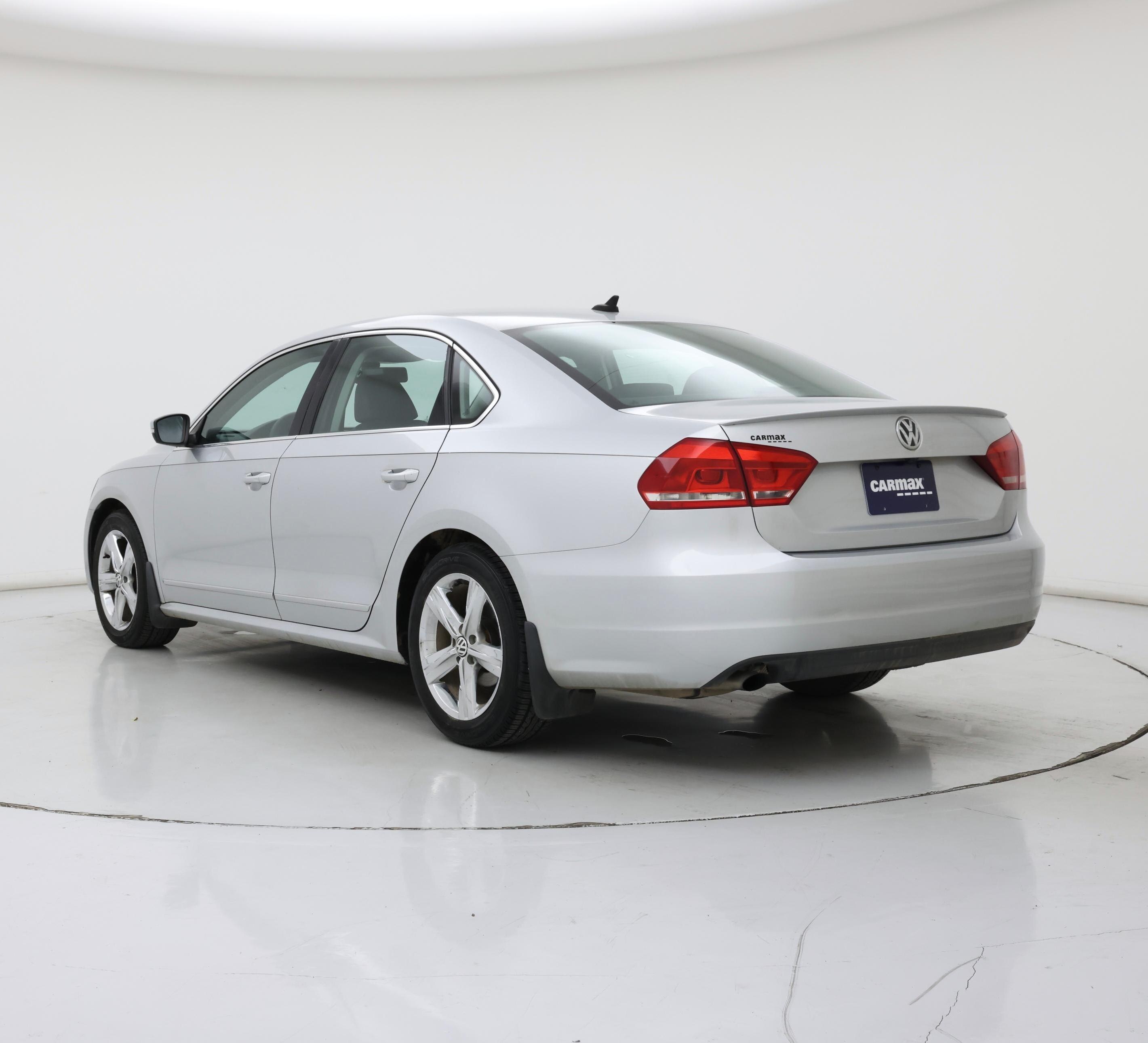 Thumbnail: 2015 Volkswagen Passat - 2