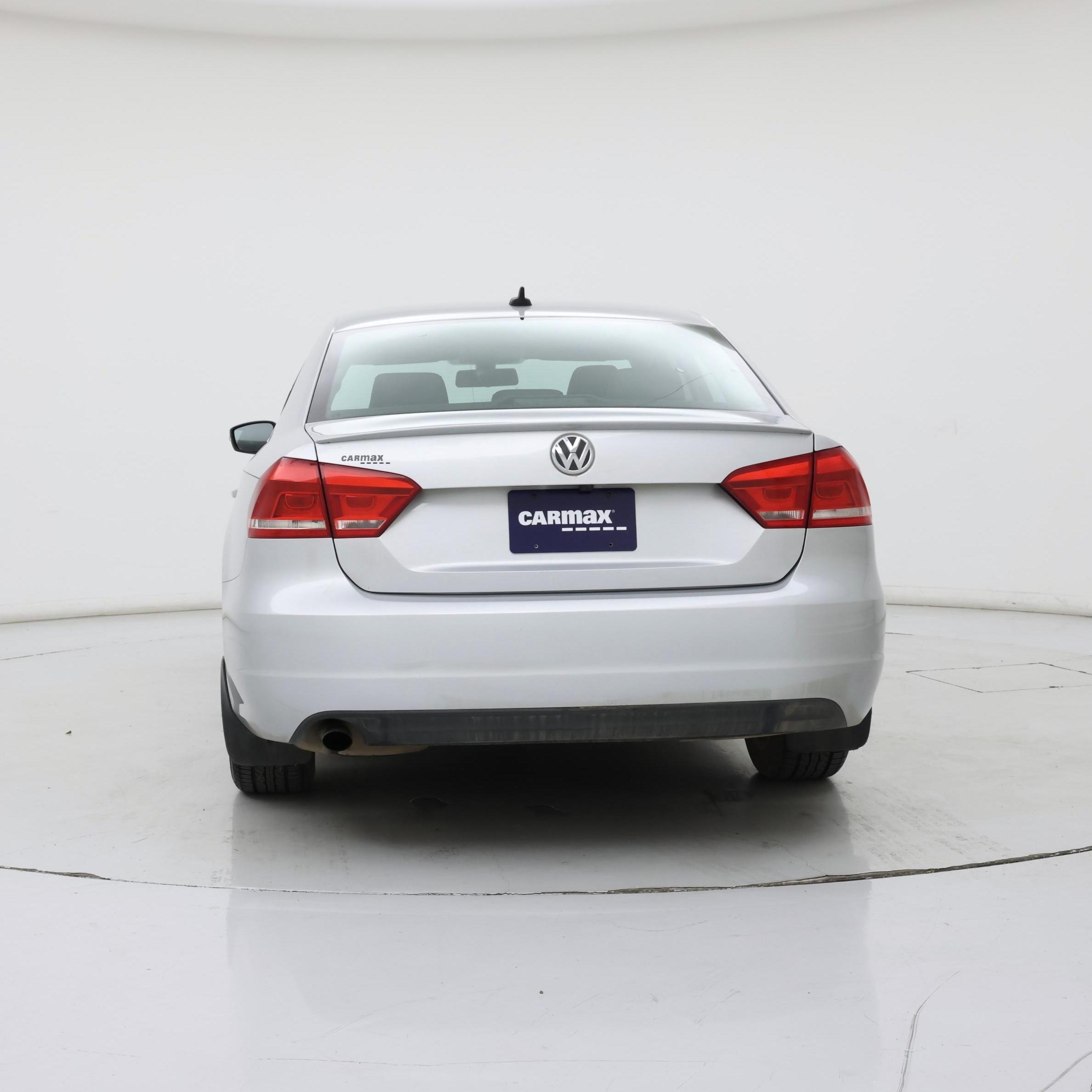 Thumbnail: 2015 Volkswagen Passat - 6