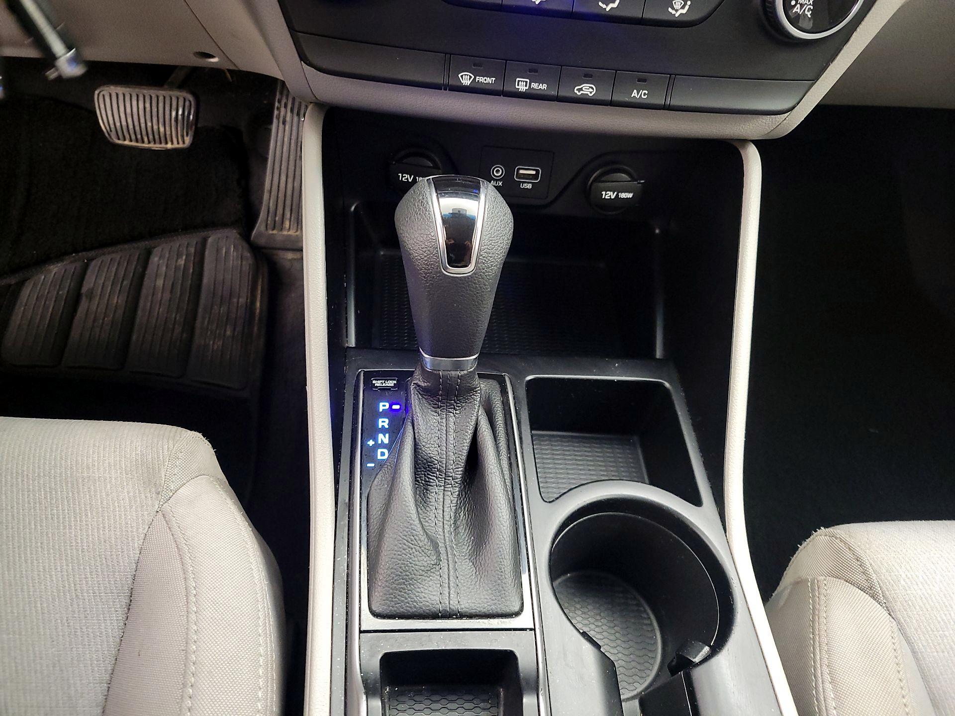 Thumbnail: 2016 Hyundai Tucson - 17