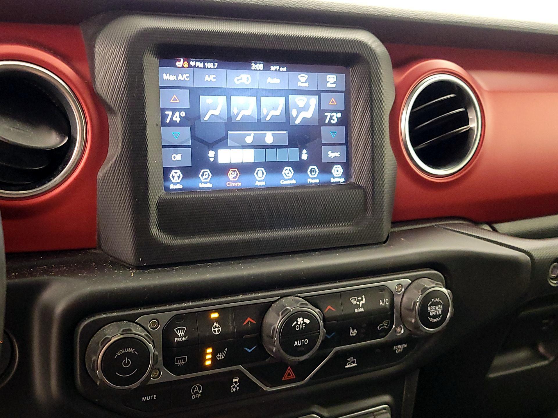 Thumbnail: 2021 Jeep Wrangler - 16