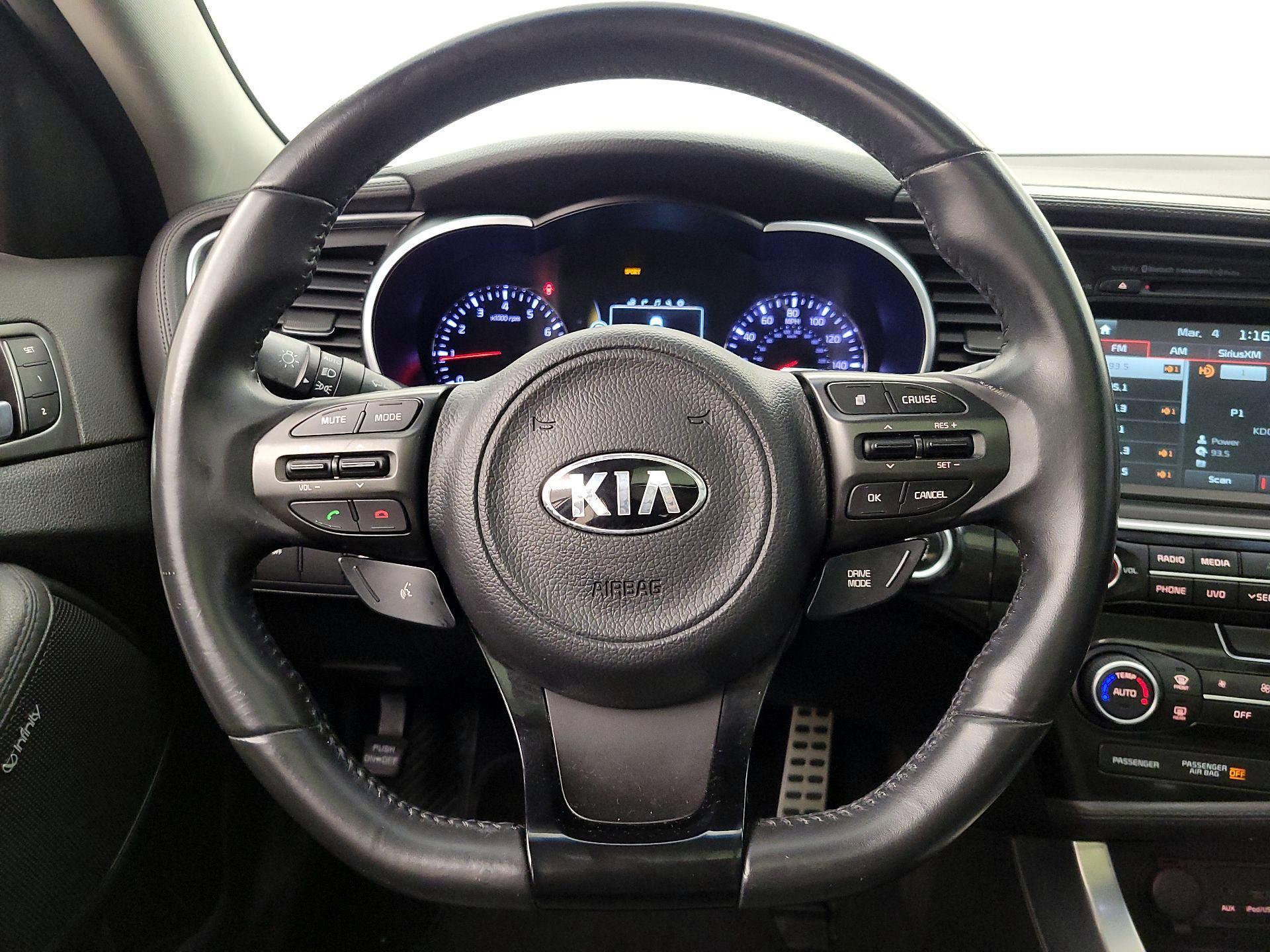 Thumbnail: 2015 Kia Optima - 10
