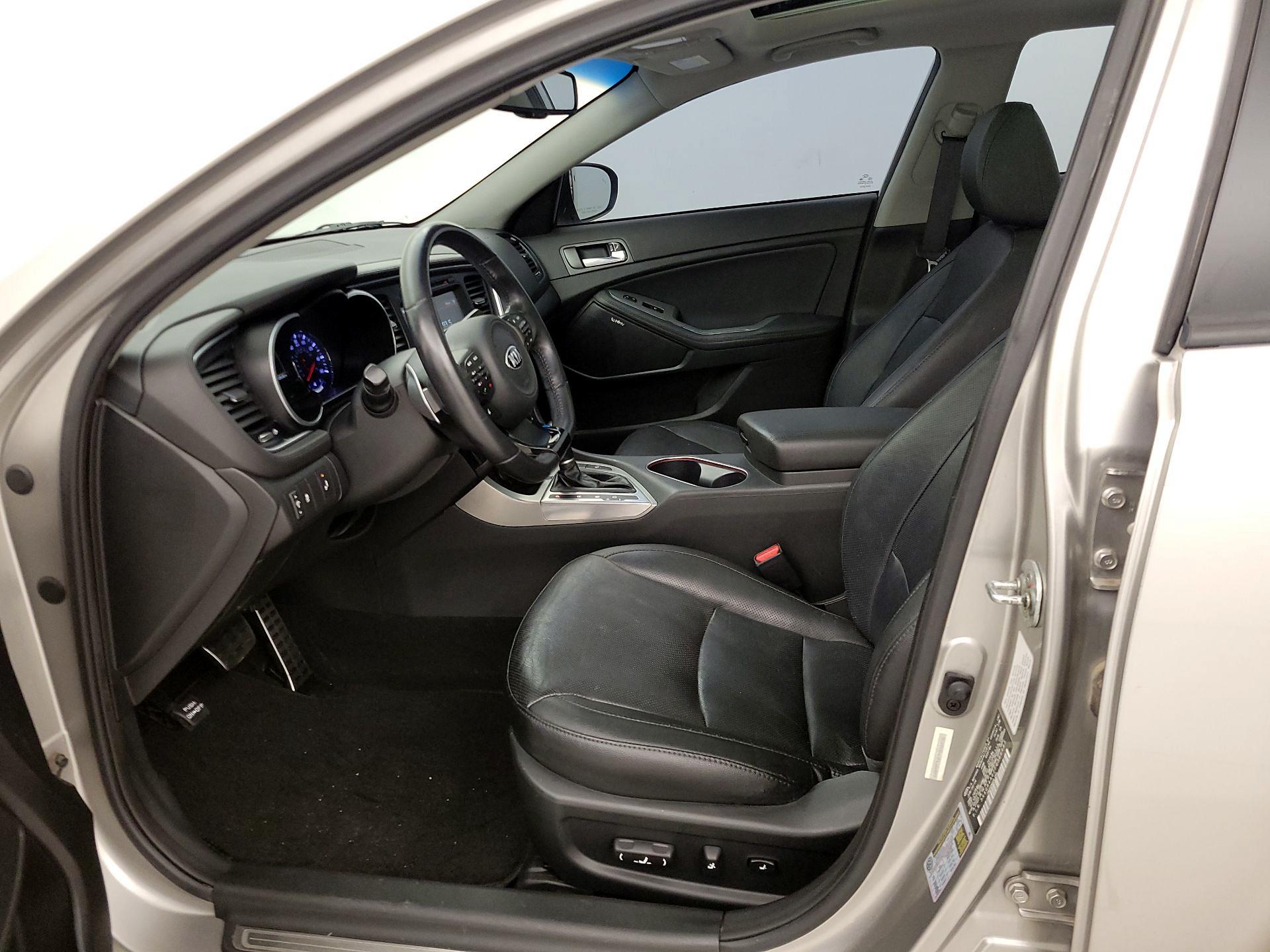 Thumbnail: 2015 Kia Optima - 11